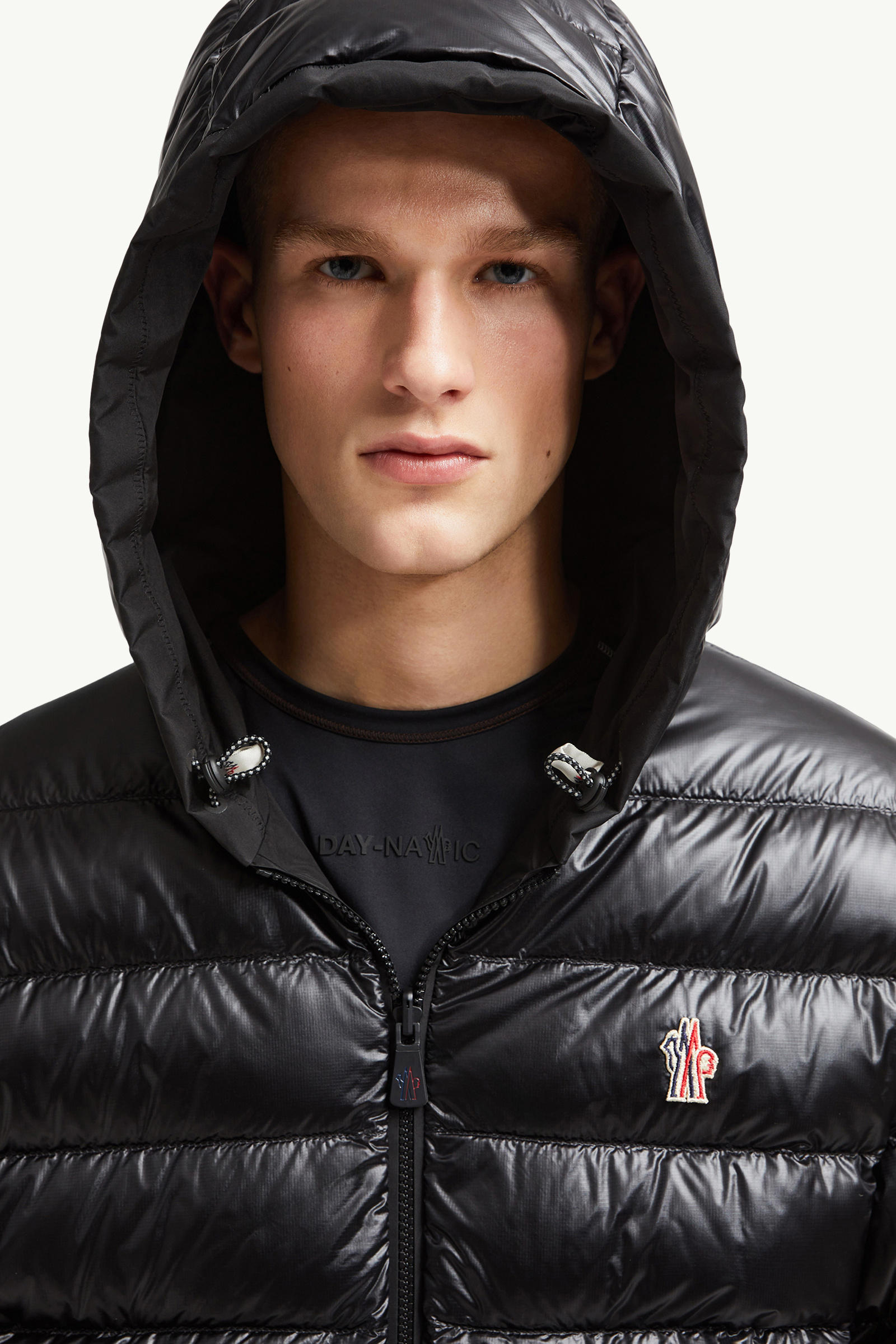Bergun kurze wendbare Daunenjacke Herren Schwarz Moncler 8