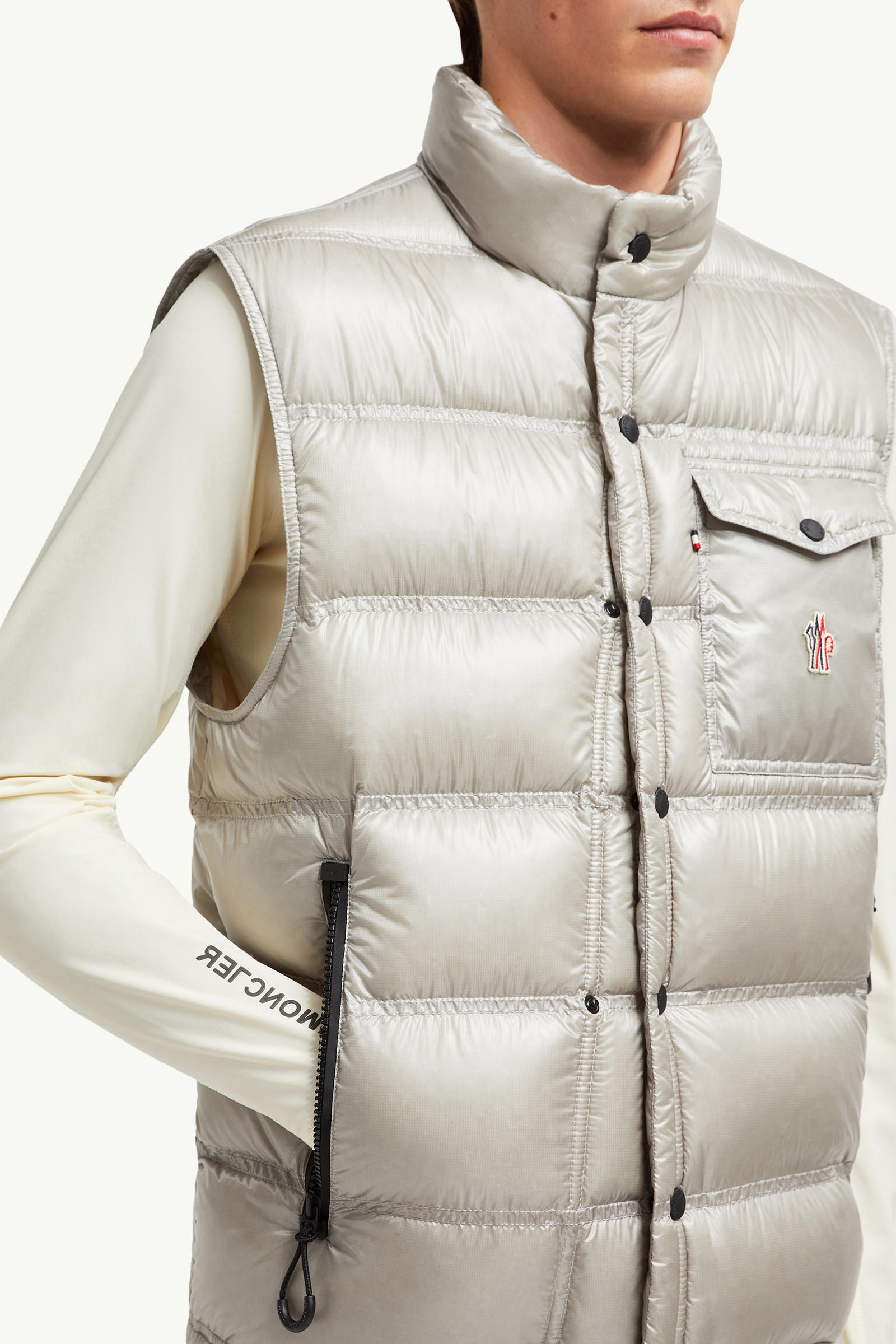 Nantu Down Gilet Men Light Gray Moncler 5