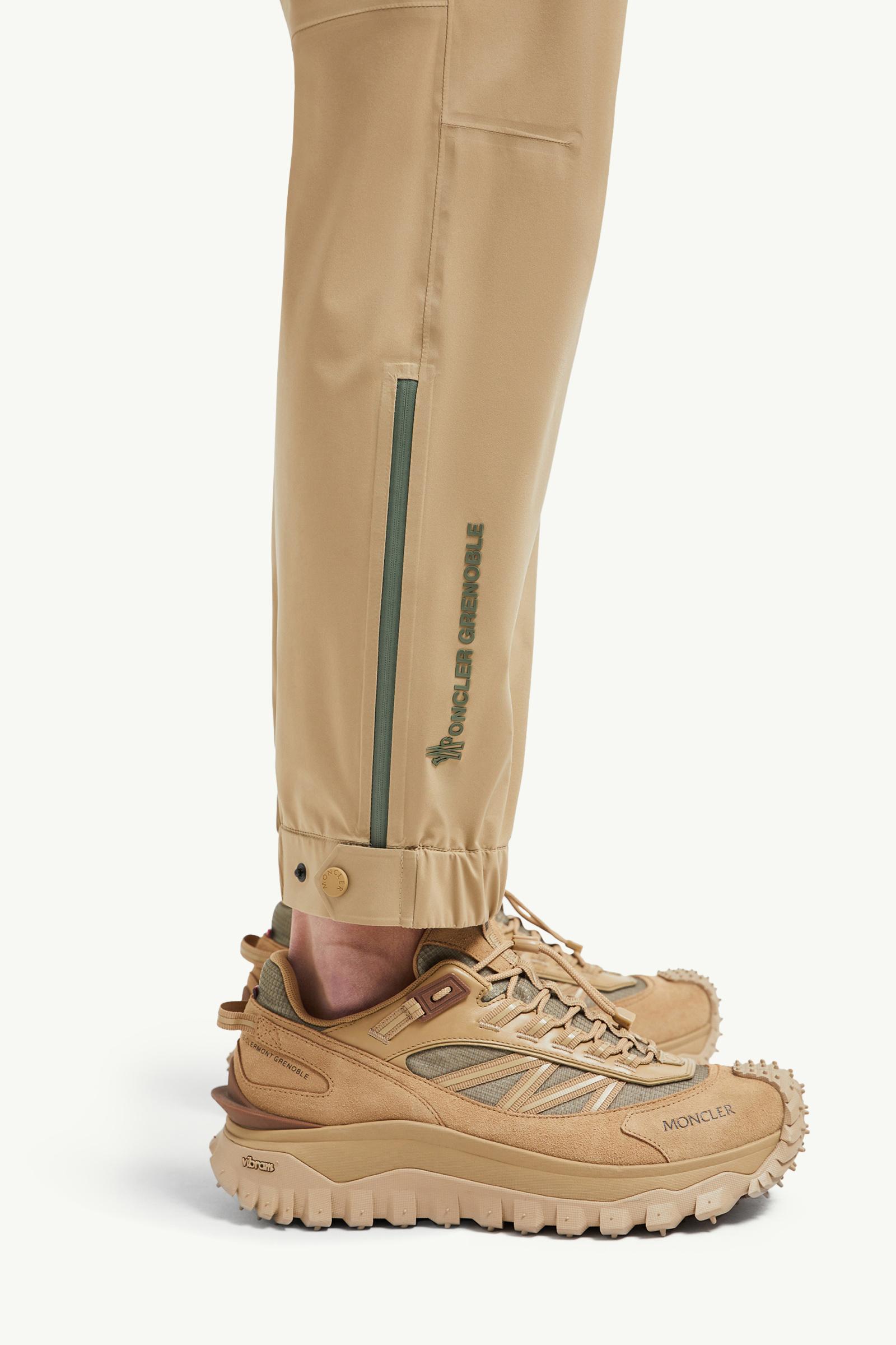 GORE-TEX Jogging Trousers Men Beige Moncler 1