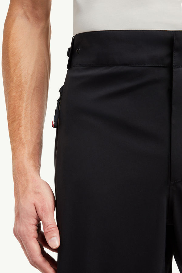 GORE-TEX Jogging Trousers Men Black Moncler 7