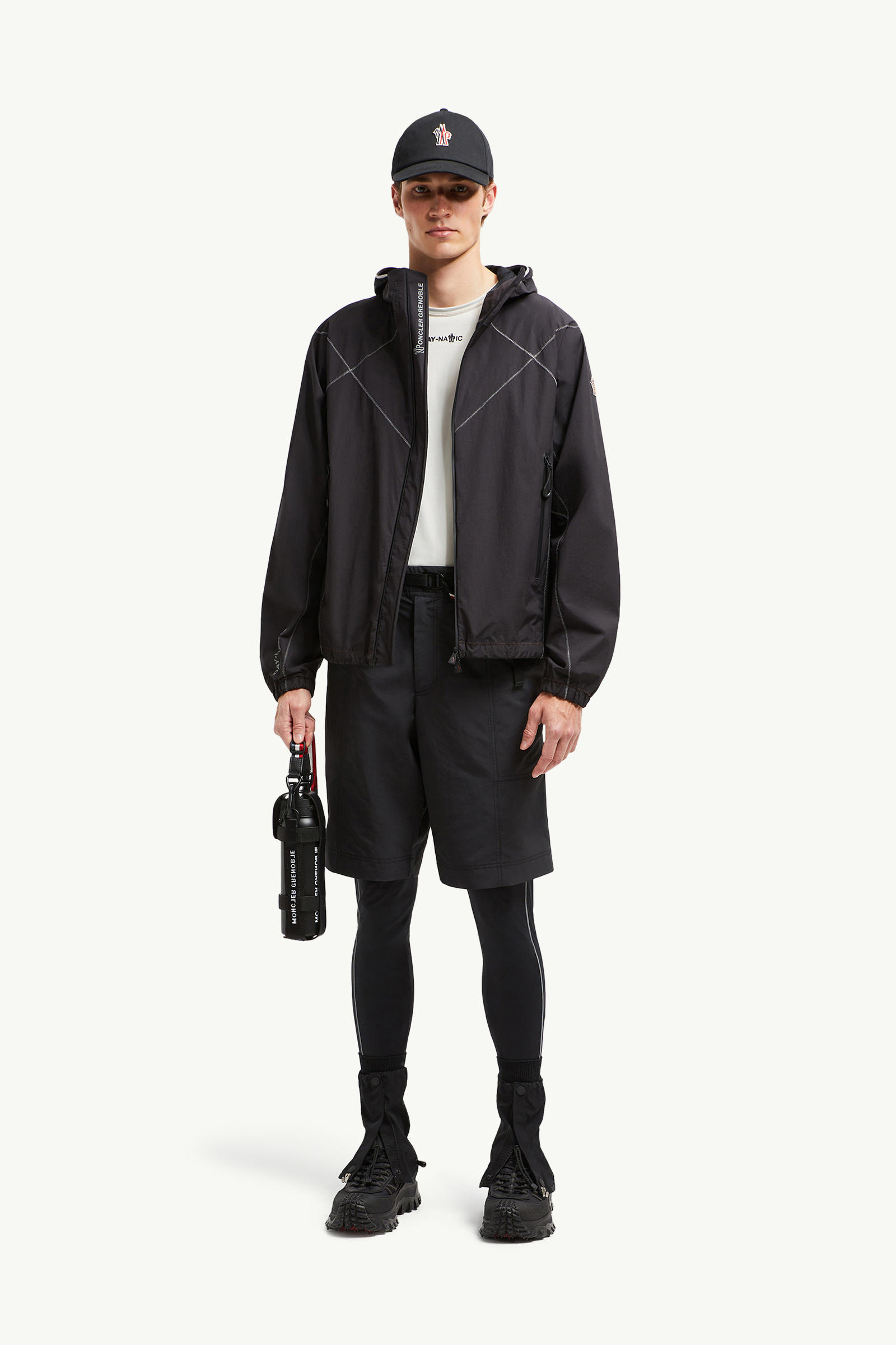 Shorts aus technischem Froissé Herren Schwarz Moncler 0