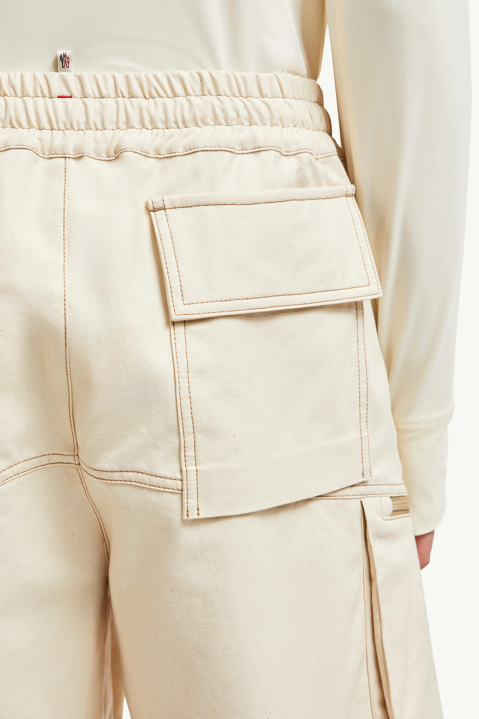Shorts cargo de dril de algodón Hombre Beige Claro Moncler 5