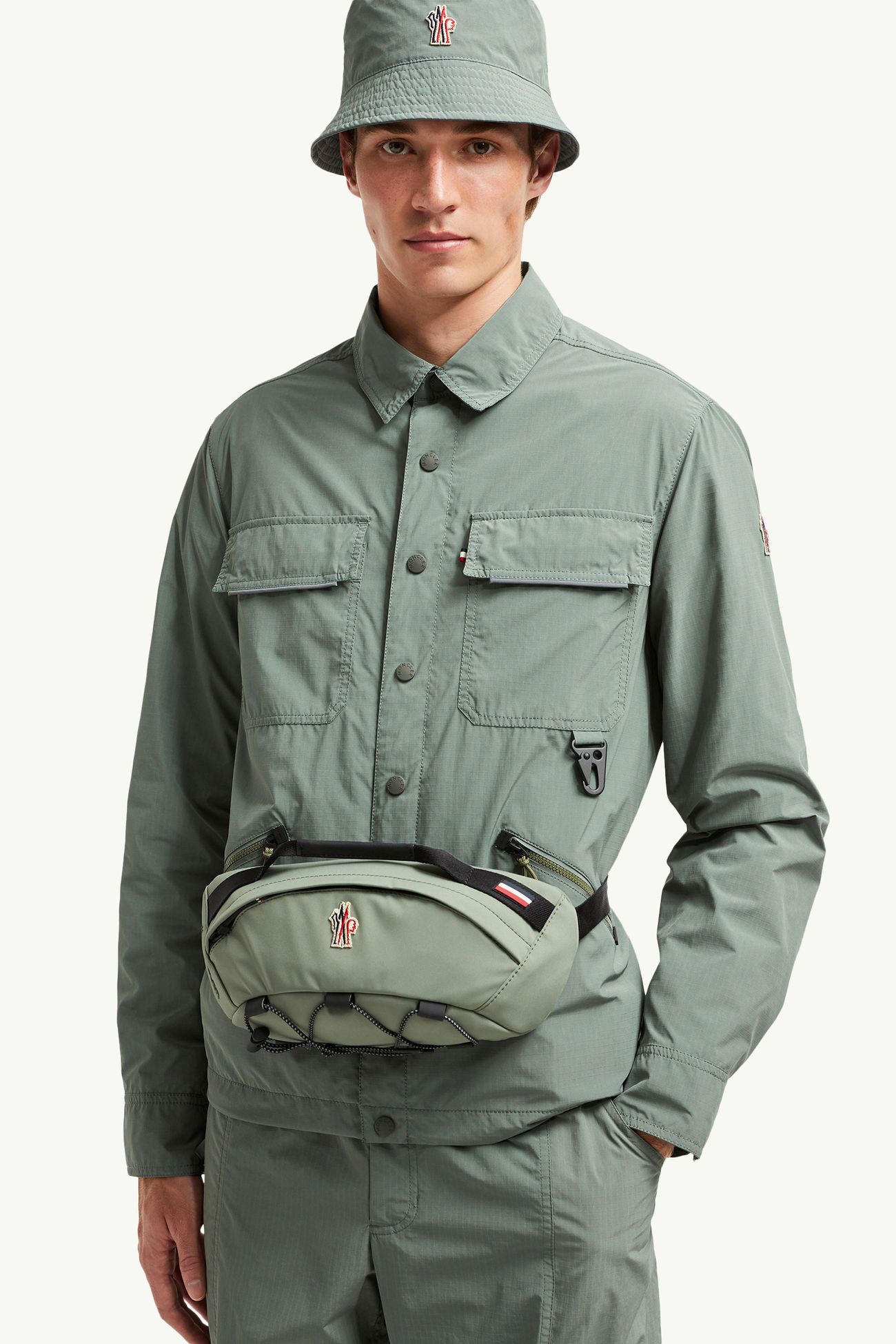 Wasserabweisende Gürteltasche Herren Salbeigrün Moncler 1