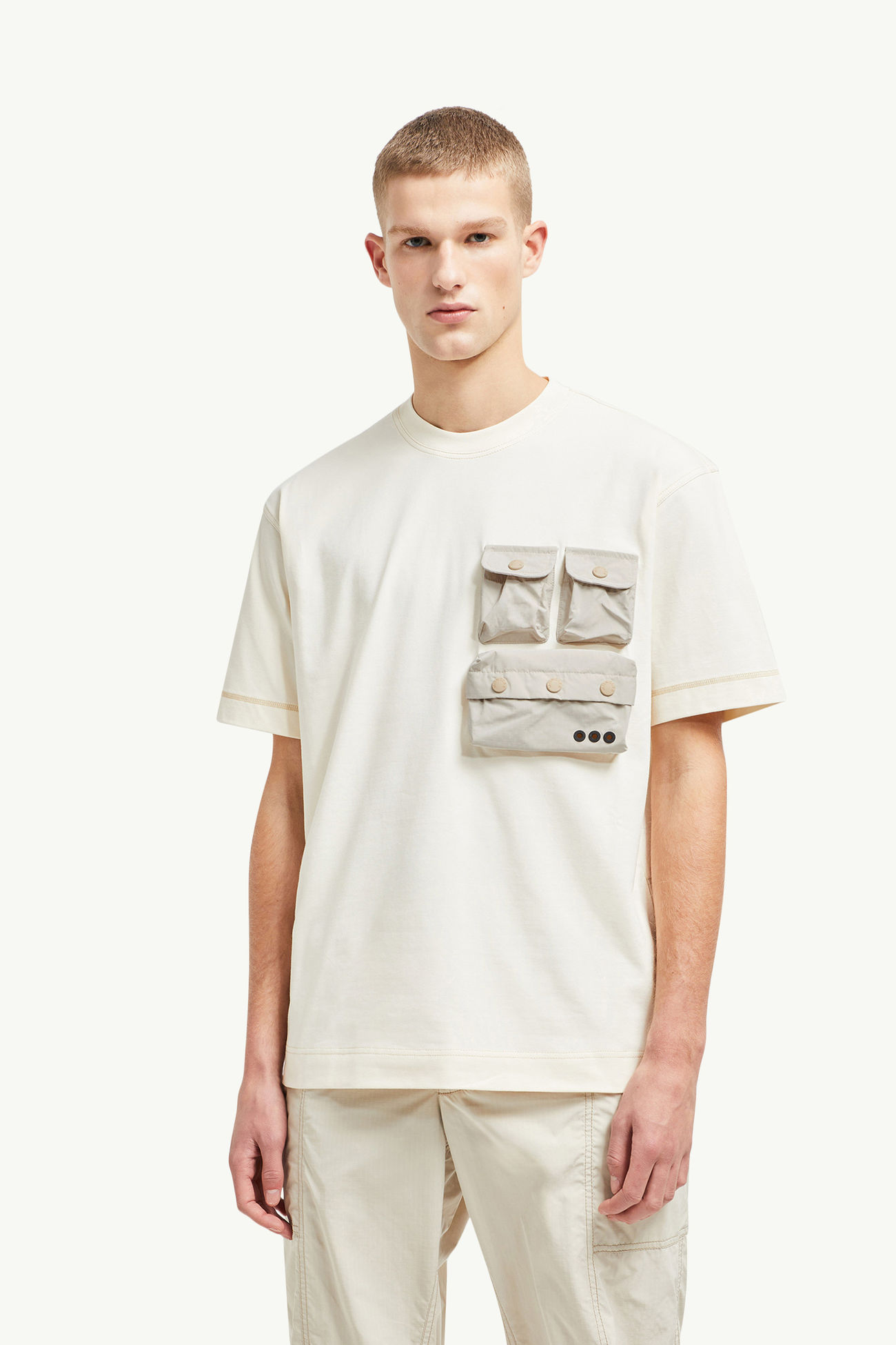 T-shirt in cotone con tasche Uomo Bianco Avorio Moncler 3