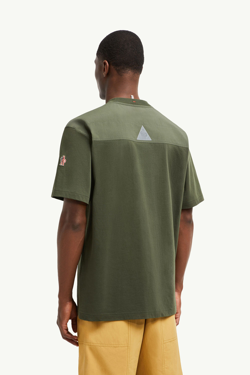 Cotton T-shirt with Pocket Men Olive Green Moncler 4