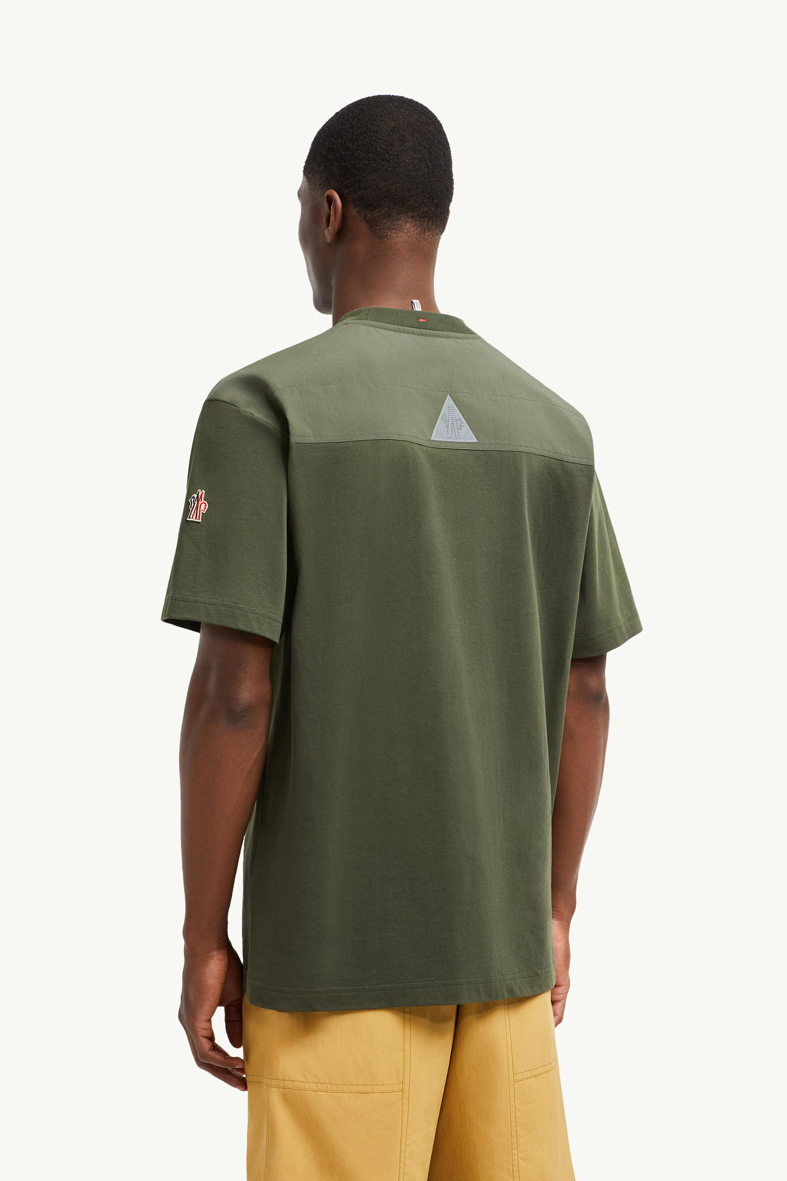 Cotton T-shirt with Pocket Men Olive Green Moncler 4