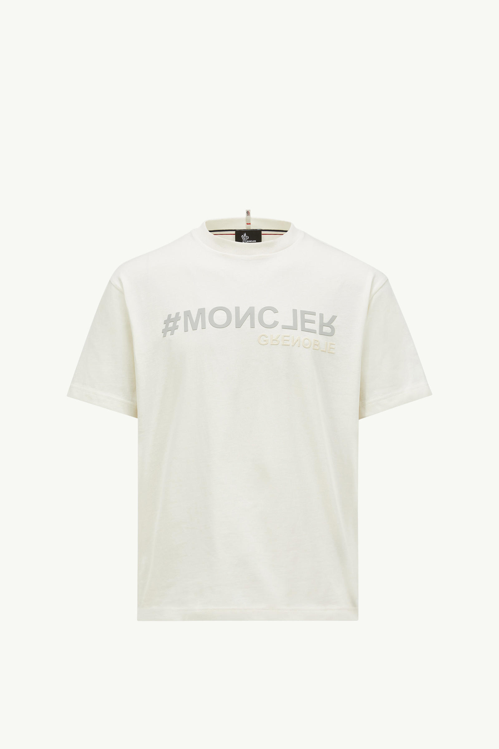 https://moncler-cdn.thron.com/api/v1/content-delivery/shares/dpx6uv/contents/K10978C0000983927041_F/image/K10978C0000983927041_F