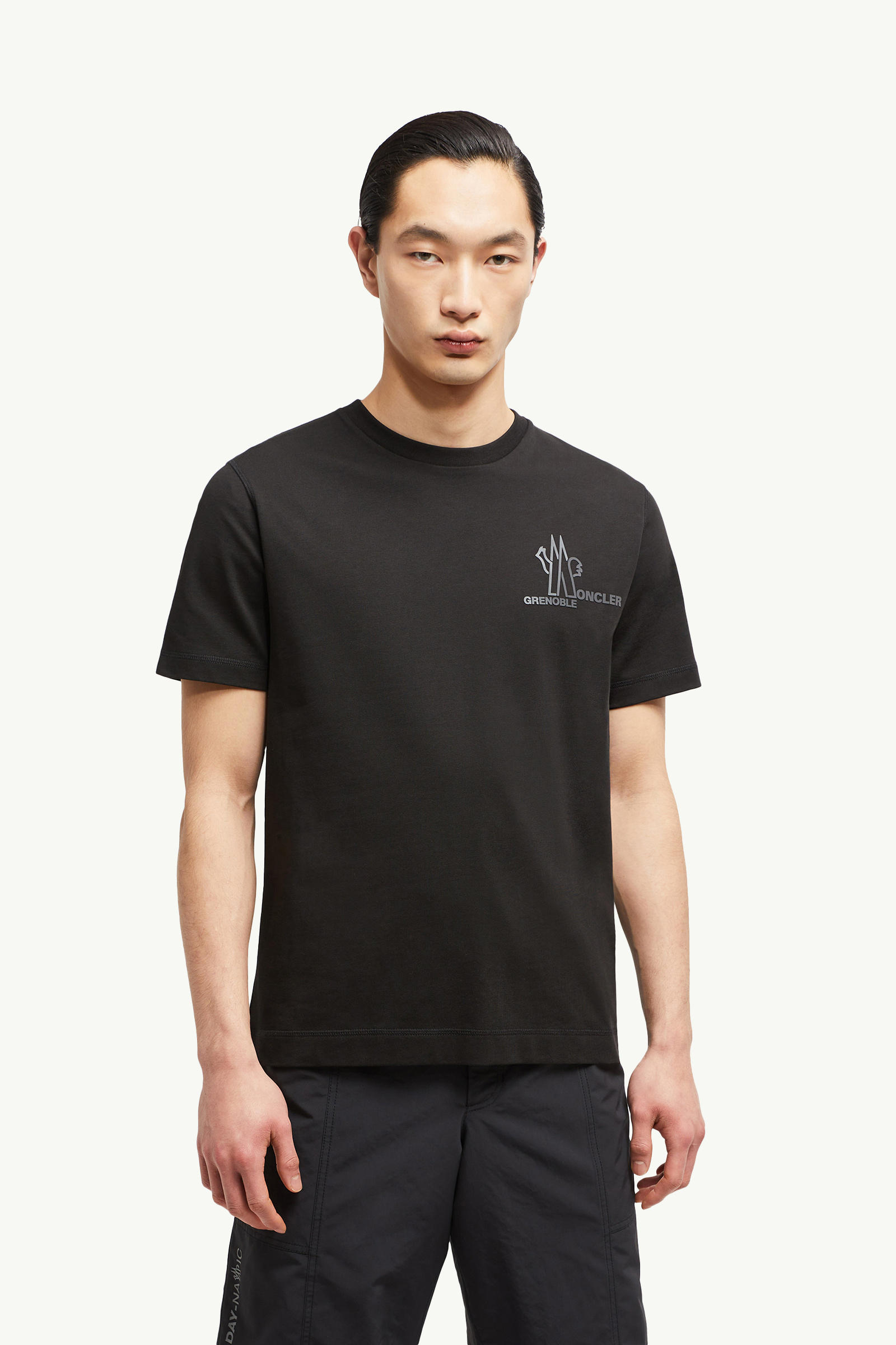 Embossed Logo Cotton T-Shirt Men Black Moncler 3