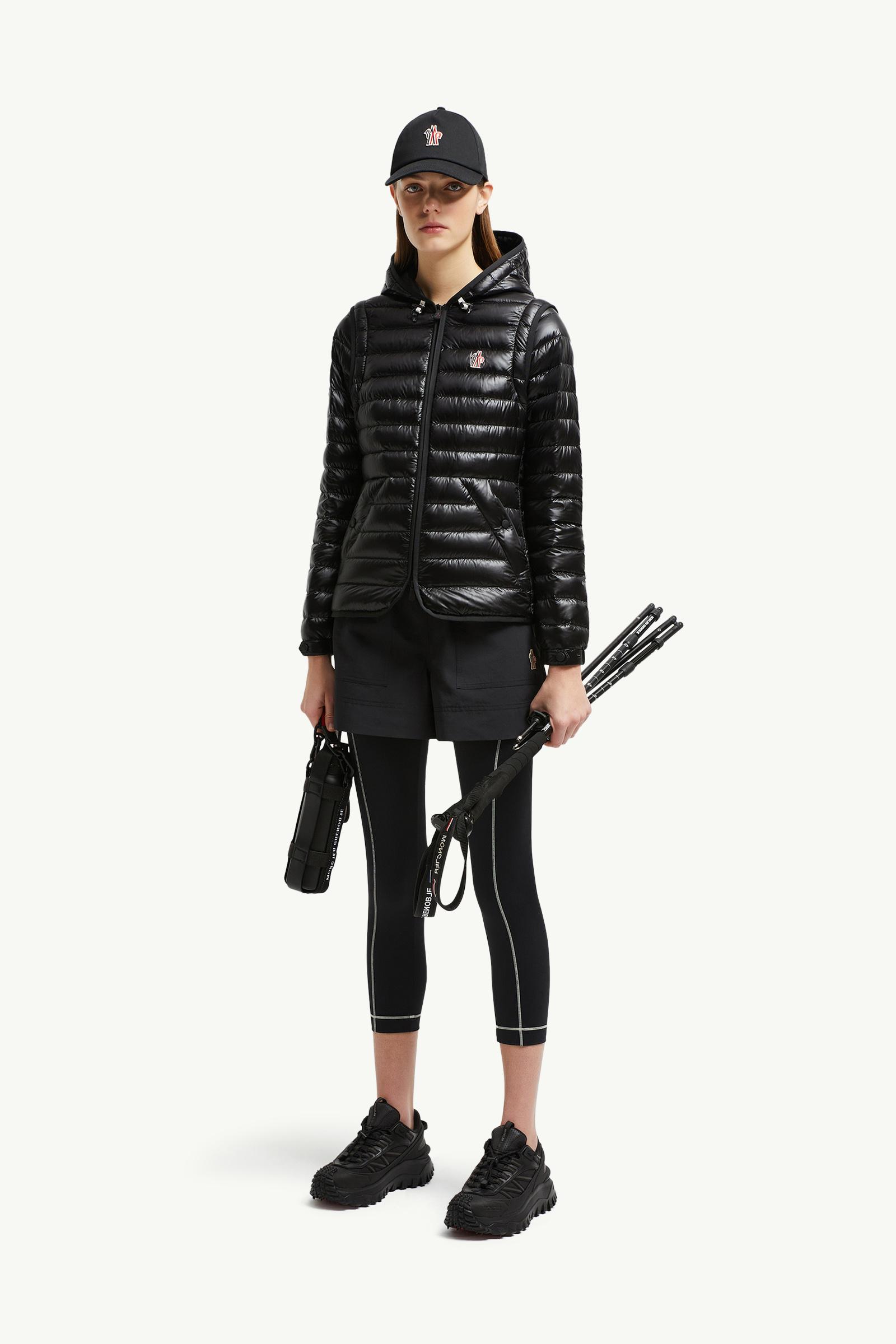 ダウンジャケット・コート MONCLER 'Kurara' 2-in-1 down jacket Black Karura 2-in-1 Hooded Short Down Jacket - Short Down