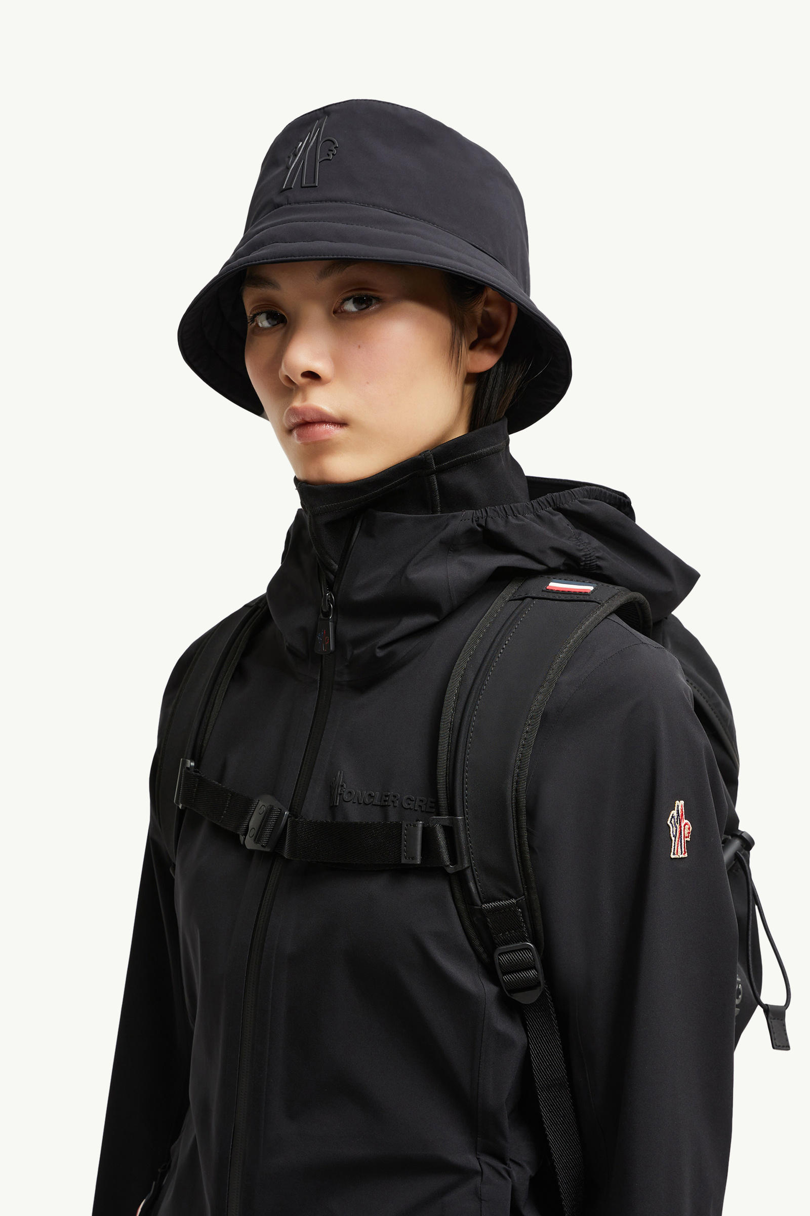 Valles Hooded Shell Jacket Women Black Moncler 1