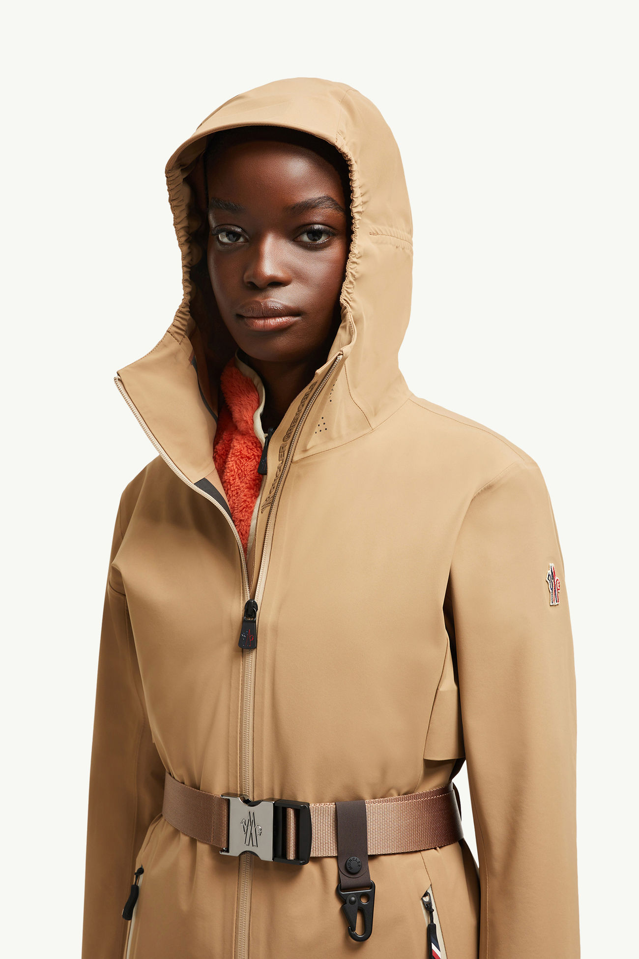 Fex女士连帽防护夹克外套 女士 驼米色 Moncler 1