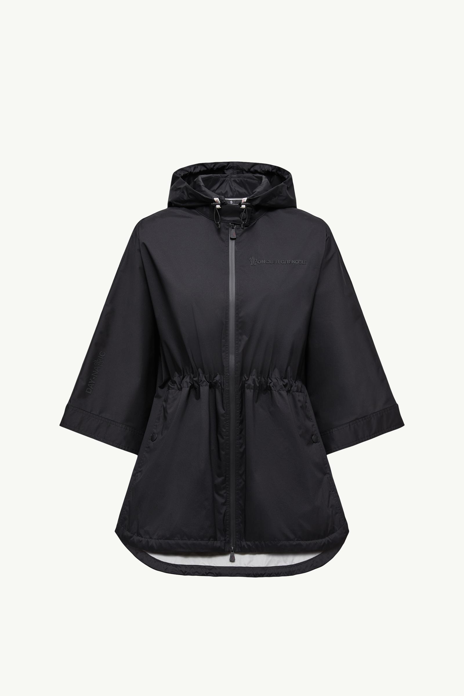 Vorassy Packable Hooded Cape_findInBoutique_image