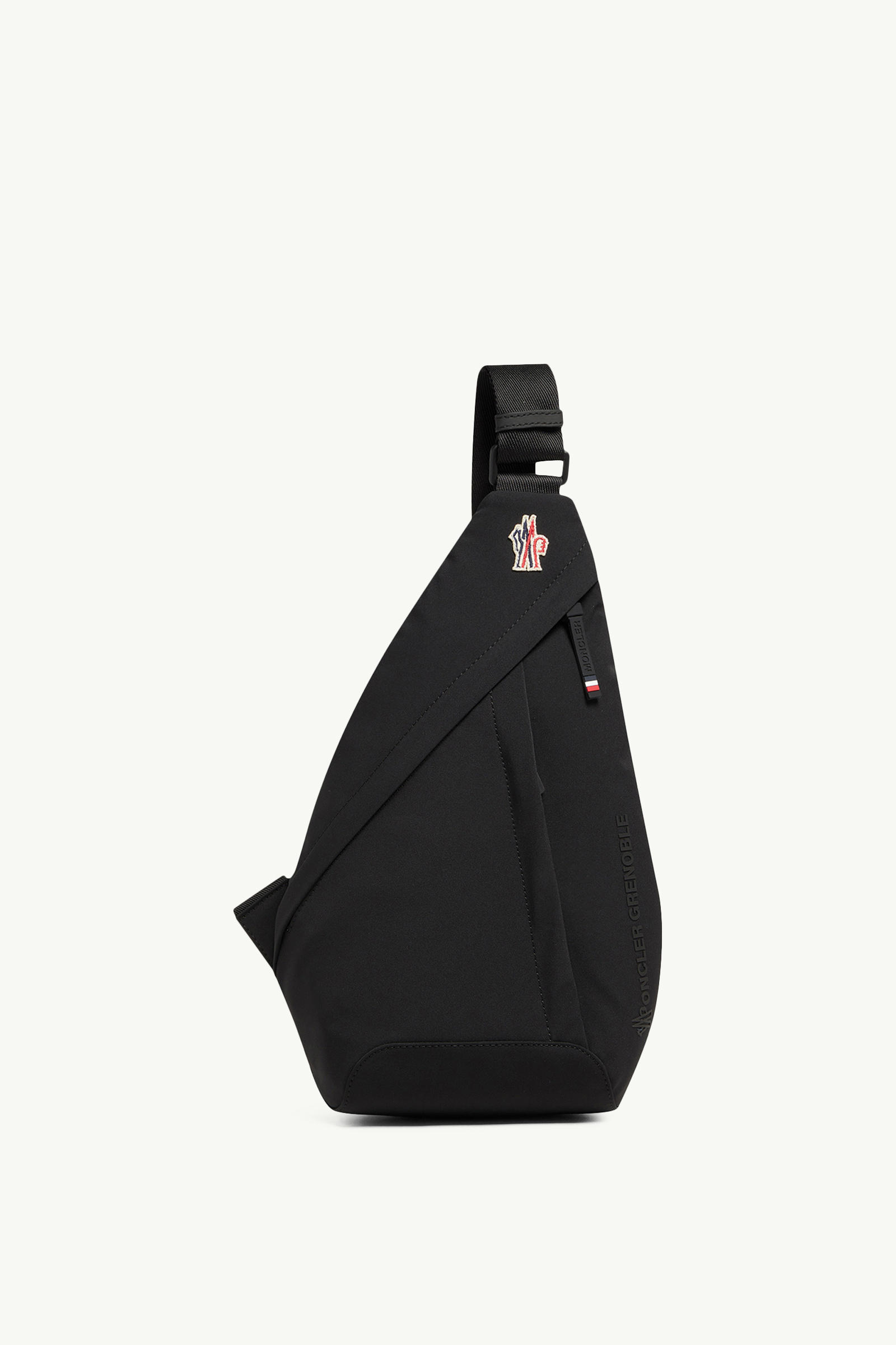 https://moncler-cdn.thron.com/api/v1/content-delivery/shares/dpx6uv/contents/K10985L00003M6708999_F/image/K10985L00003M6708999_F