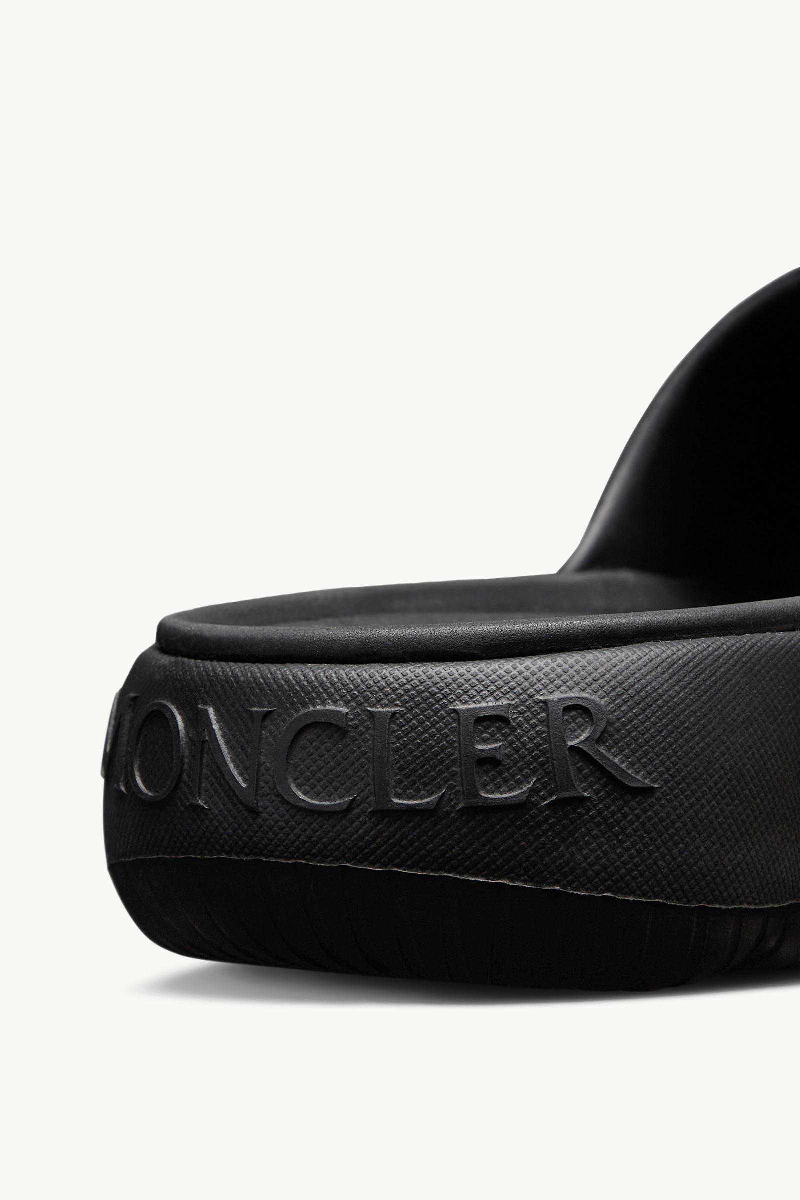 ★送料・関税込★MONCLER★Lilo Slide Sleeper★スリッパ★ Moncler Lilo faux-quilted Slides | Black | FARFETCH