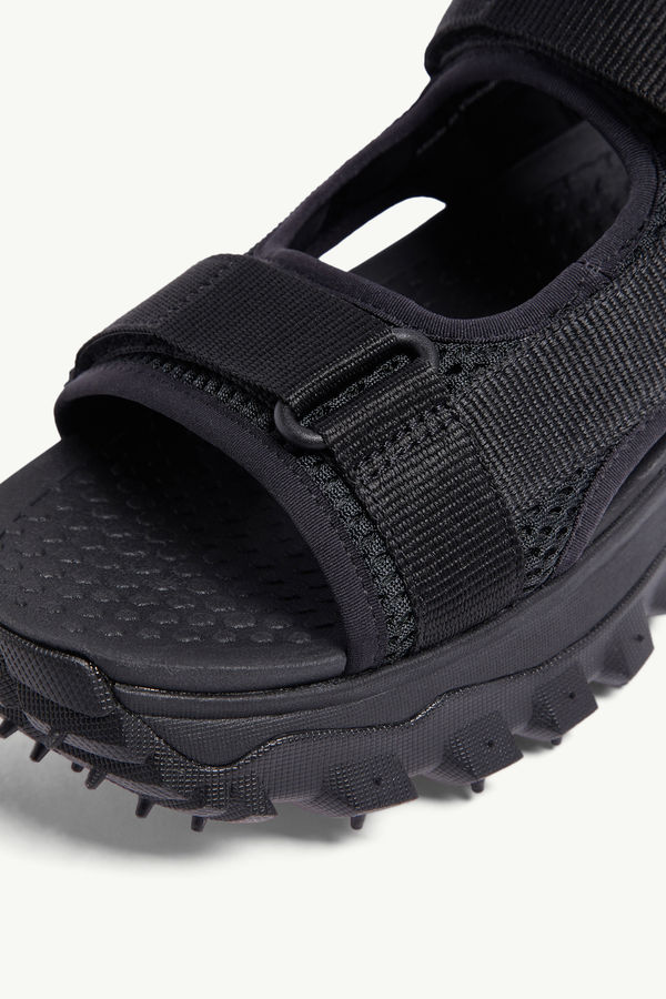 Trailgrip Vela Water-Repellent Sandals Men Black Moncler 5