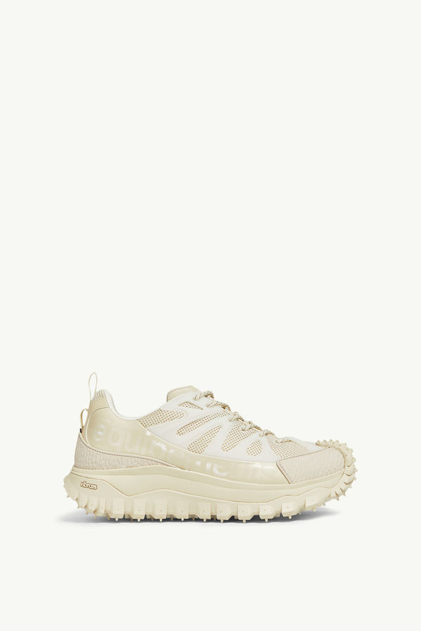https://moncler-cdn.thron.com/api/v1/content-delivery/shares/dpx6uv/contents/K109A4M00130M6068001_F/image/K109A4M00130M6068001_F