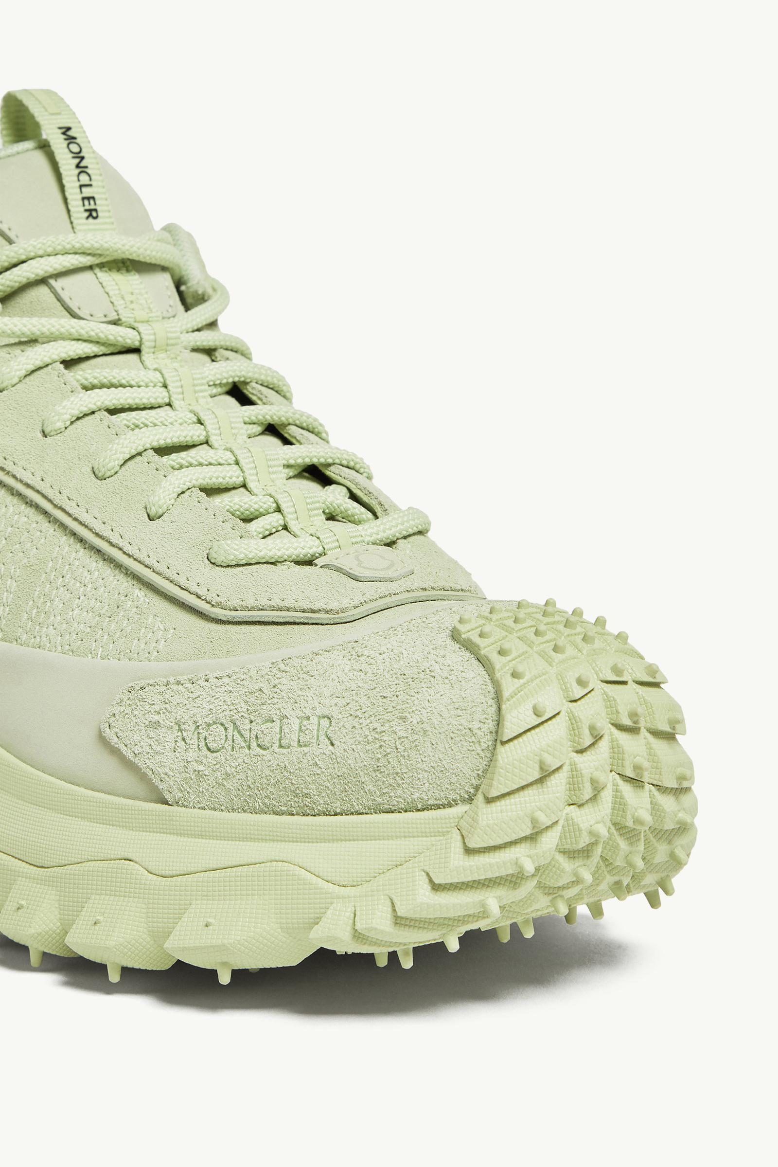 スニーカー MONCLER MONCLER ALTIVE - Suede and nubuck leather trainer Black Moncler Altive Nubuck & Suede Sneakers - Sneakers for
