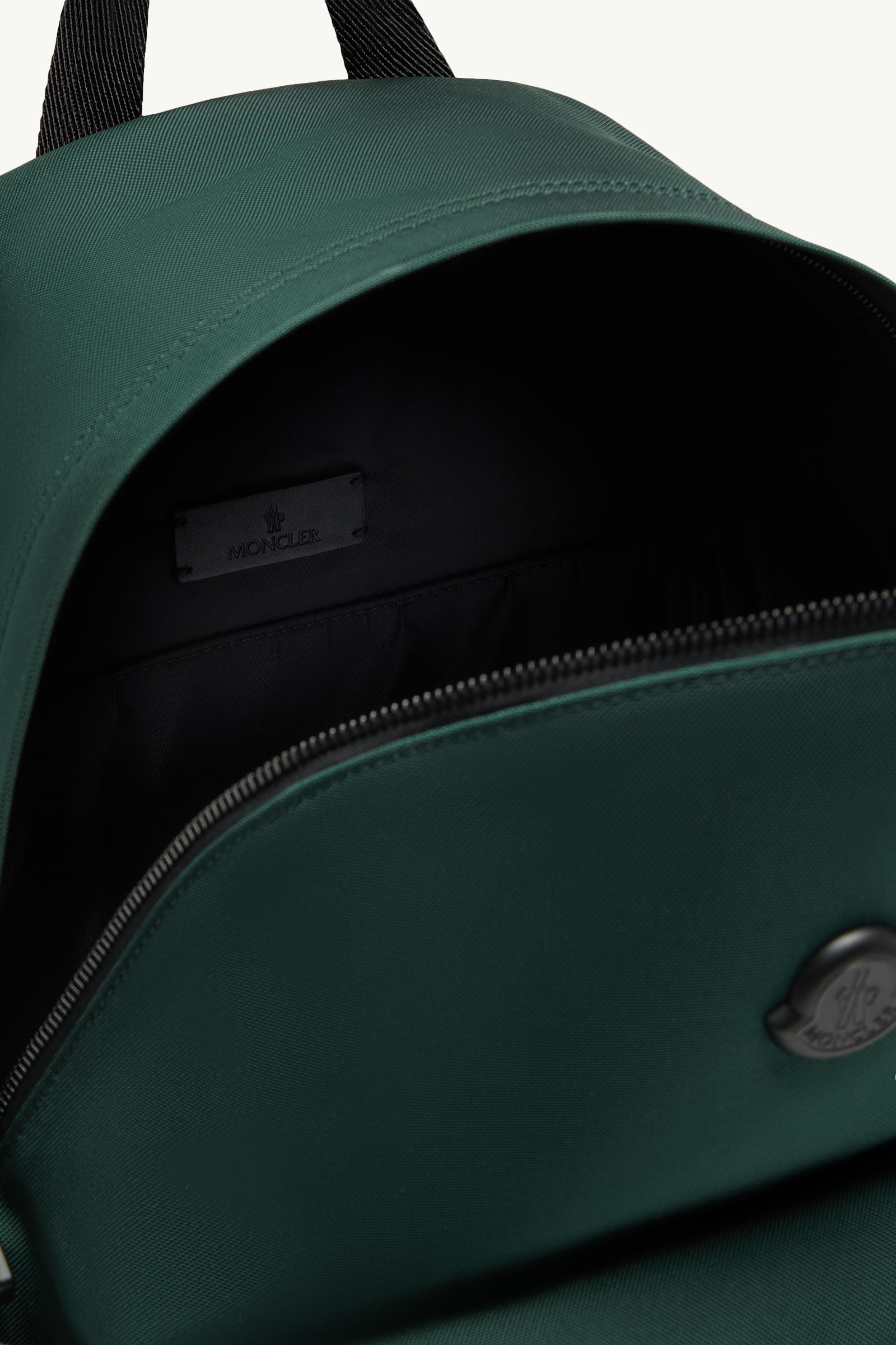 【新品】MONCLER　PIERRICK バックパック リュック　グリーン Black New Pierrick Water-Repellent Backpack - Bags & Small