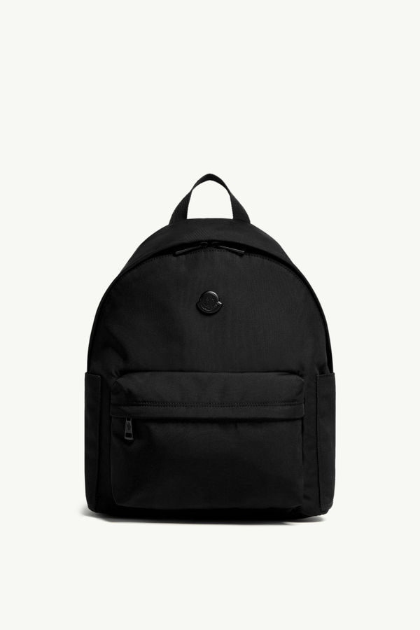 https://moncler-cdn.thron.com/api/v1/content-delivery/shares/dpx6uv/contents/K109A5A00009M6256999_F/image/K109A5A00009M6256999_F