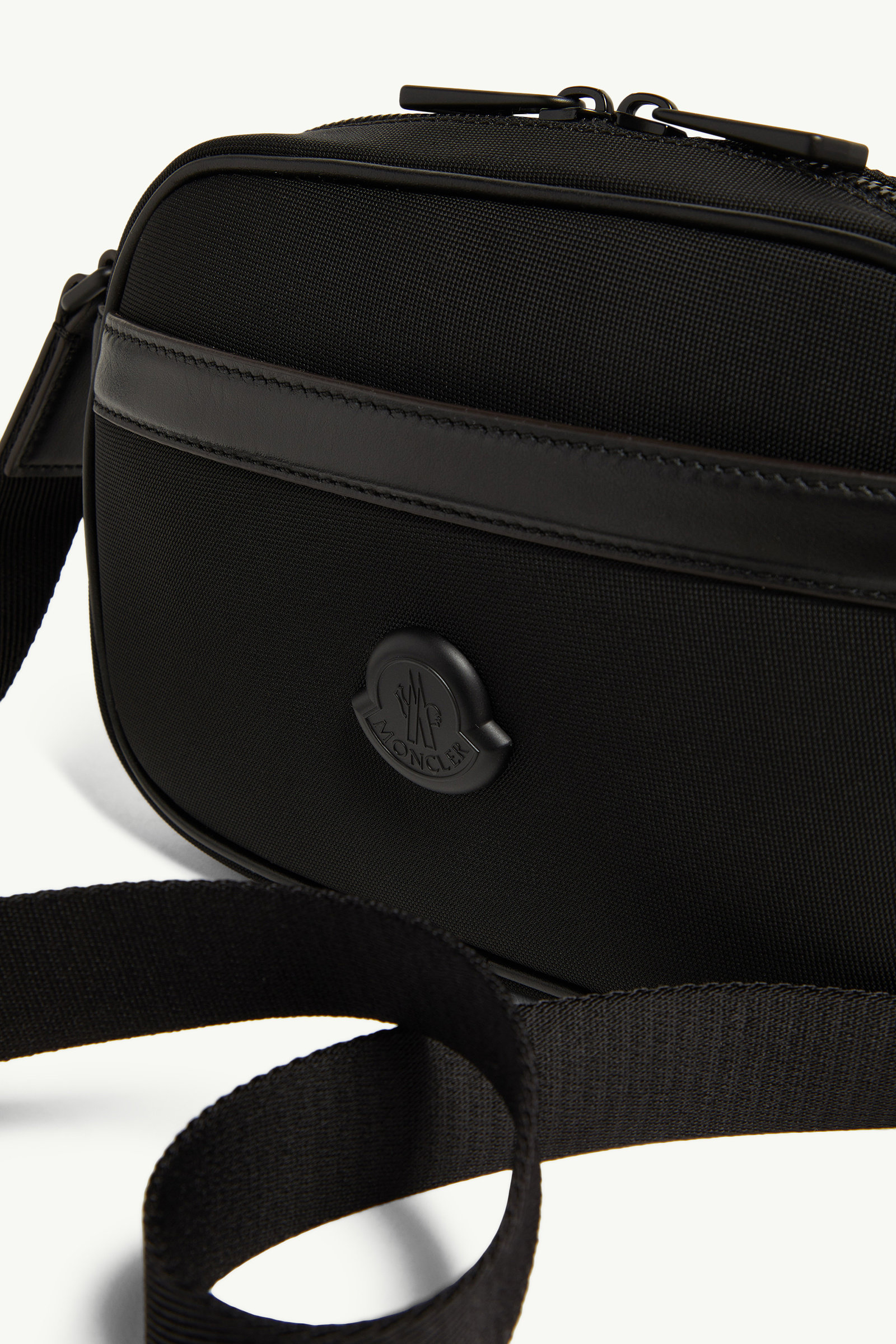 Pierrick Water-Repellent Crossbody Bag Men Black Moncler 2