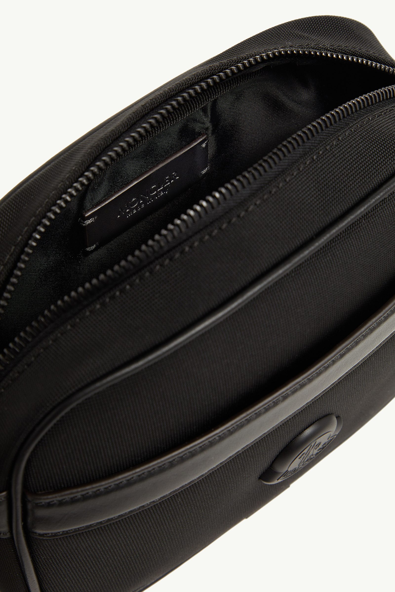 美品！モンクレール♡バーベルネイビー0サイズ♡ Black Pierrick Water-Repellent Crossbody Bag - Bags & Small