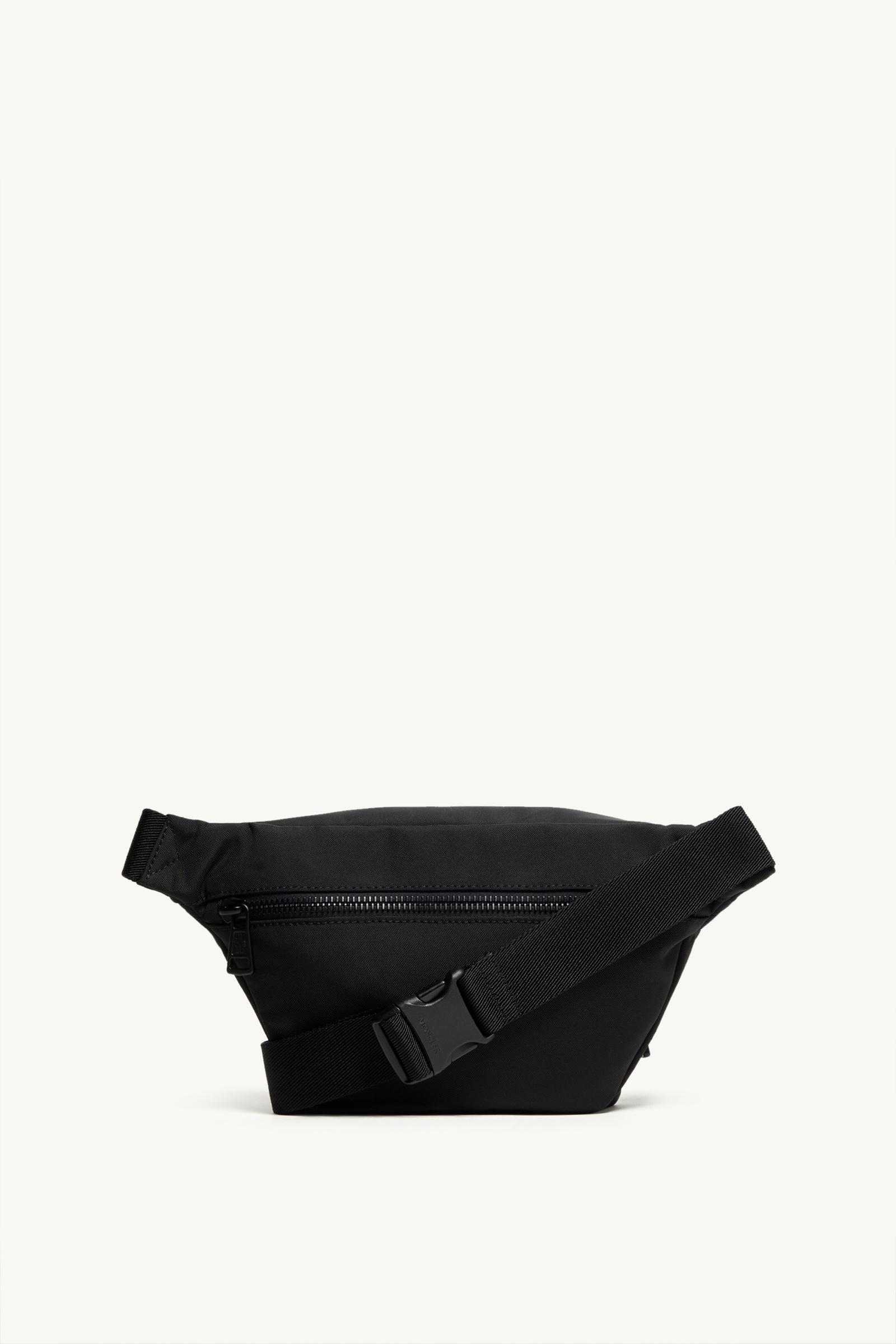 【MONCLER】モンクレール Pierrick クロスボディバッグ 三越伊勢丹 | MONCLER/モンクレール_メンズ通販 | PIERRICK