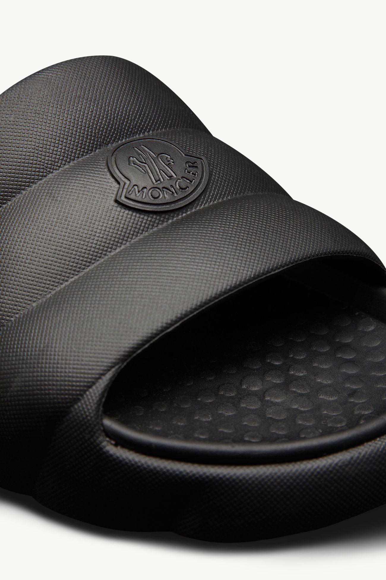Slide Lilo trapuntate in EVA Donna Nero Moncler 1