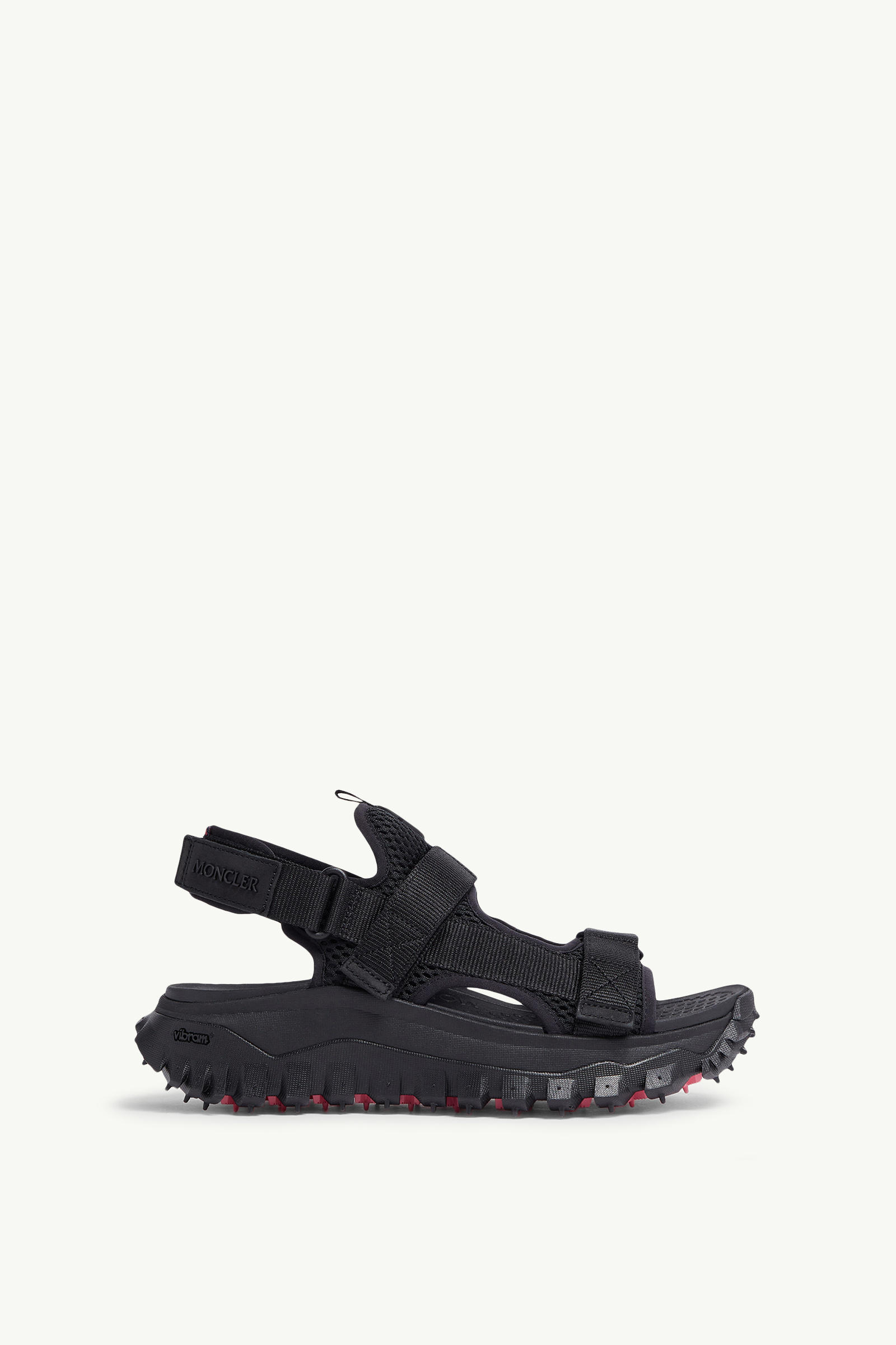 https://moncler-cdn.thron.com/api/v1/content-delivery/shares/dpx6uv/contents/K109B4L00070M3808999_F/image/K109B4L00070M3808999_F