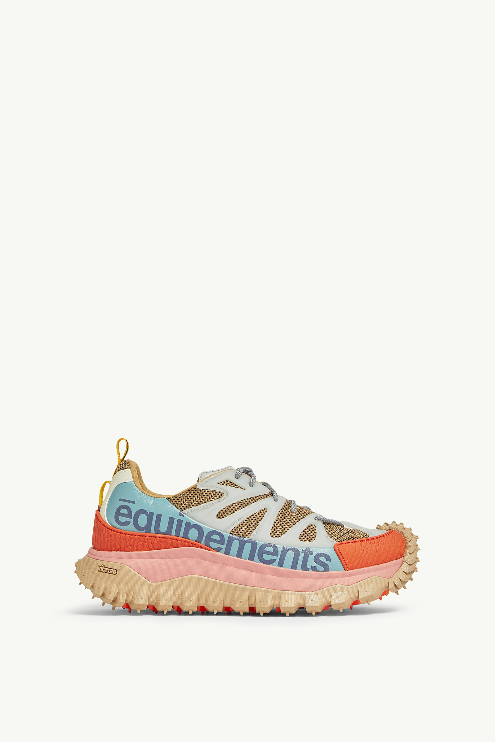 https://moncler-cdn.thron.com/api/v1/content-delivery/shares/dpx6uv/contents/K109B4M00200M6068P97_F/image/K109B4M00200M6068P97_F