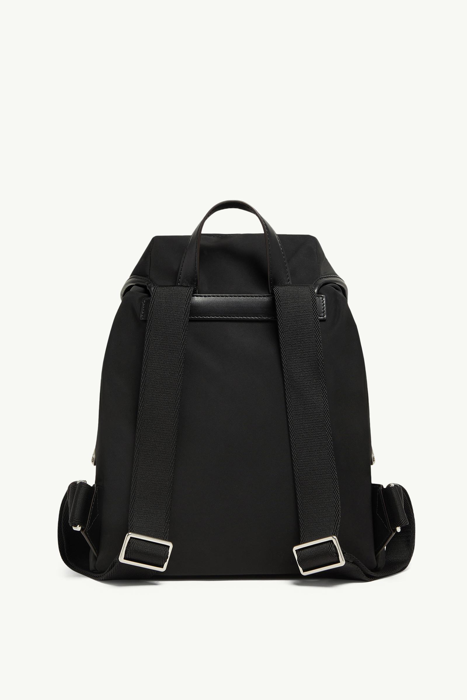 美品】モンクレール☆ベルベット バックパック MINI ネイビー 810 美品 