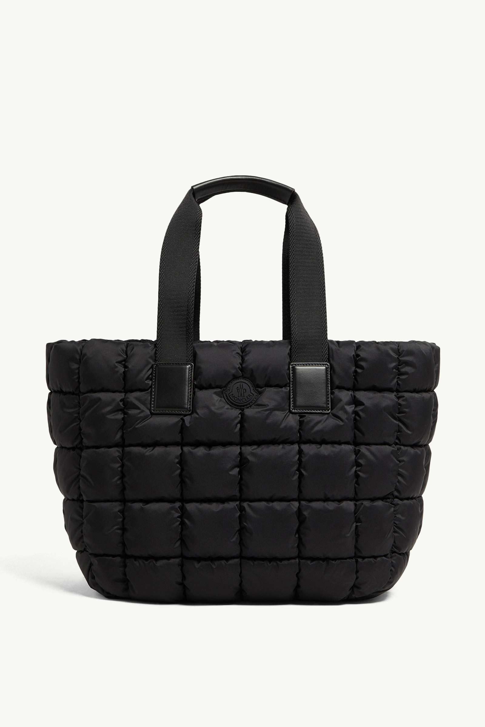 https://moncler-cdn.thron.com/api/v1/content-delivery/shares/dpx6uv/contents/K109B5D00015M5987999_F/image/K109B5D00015M5987999_F