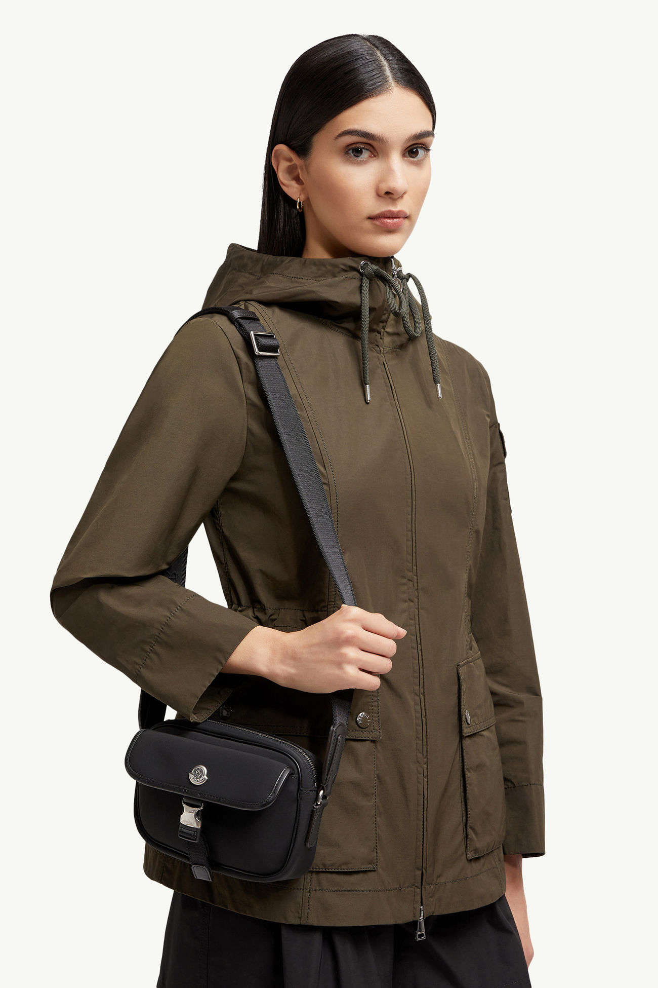 New Trick防潑水斜揹袋 女士 黑色 Moncler 1