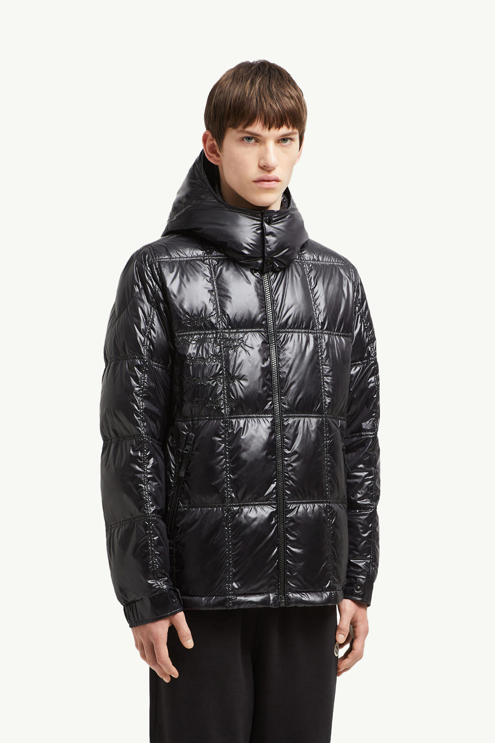 Moncler x FRGMT Chaka男士连帽短款羽绒夹克外套 男士 黑色 Moncler 3