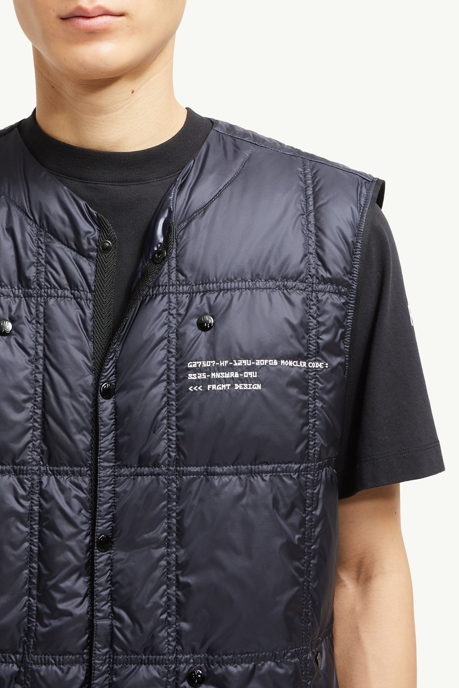 Moncler x FRGMT Vaile Packable Down Gilet Men Navy Blue Moncler 5