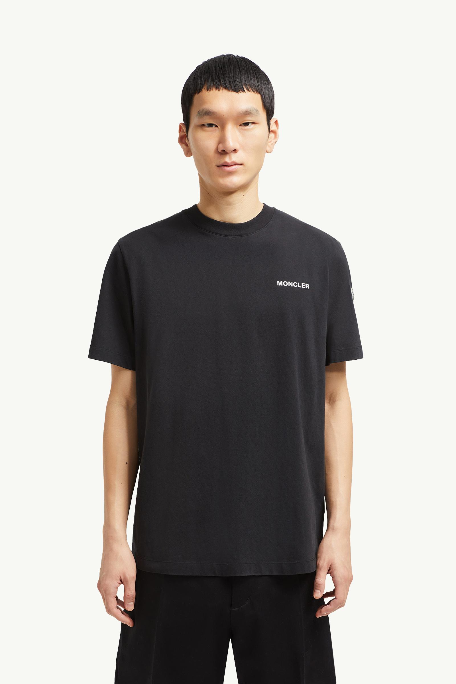 モンクレール　Ｔshirt MONCLER Logo T-shirt * Black * Size XL * Retailed New $450