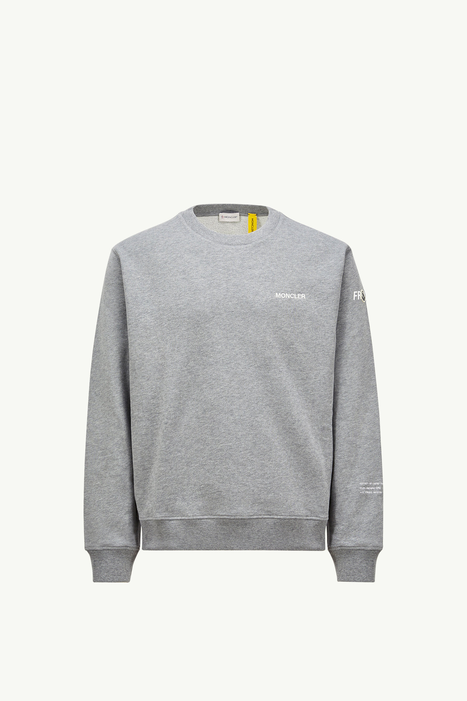 https://moncler-cdn.thron.com/api/v1/content-delivery/shares/dpx6uv/contents/K109U8G00005M5214976_F/image/K109U8G00005M5214976_F