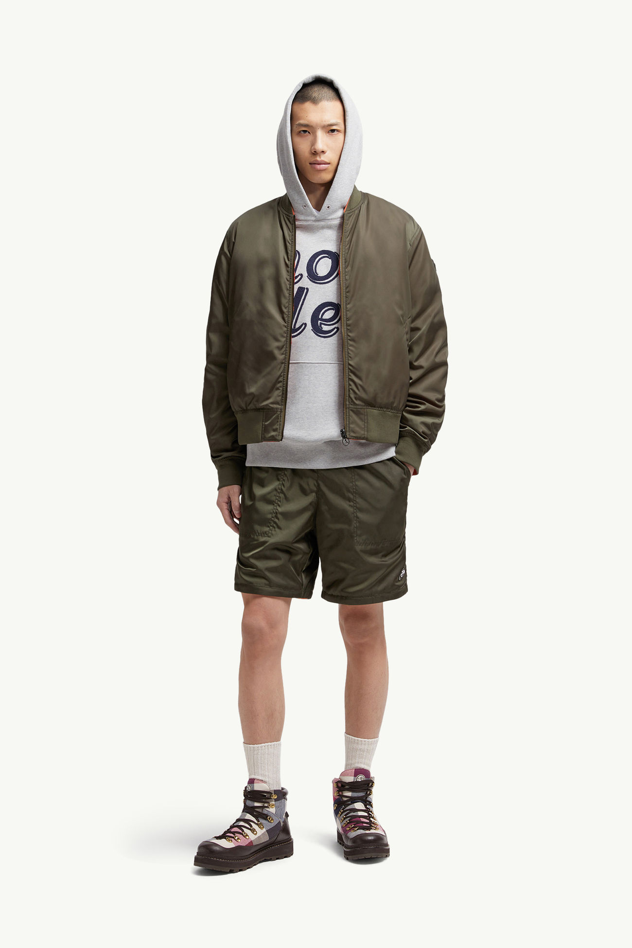 Moncler x Mercedes-Benz by NIGO Neper wendbare Daunen-Bomberjacke Herren Olivgrün Moncler 0