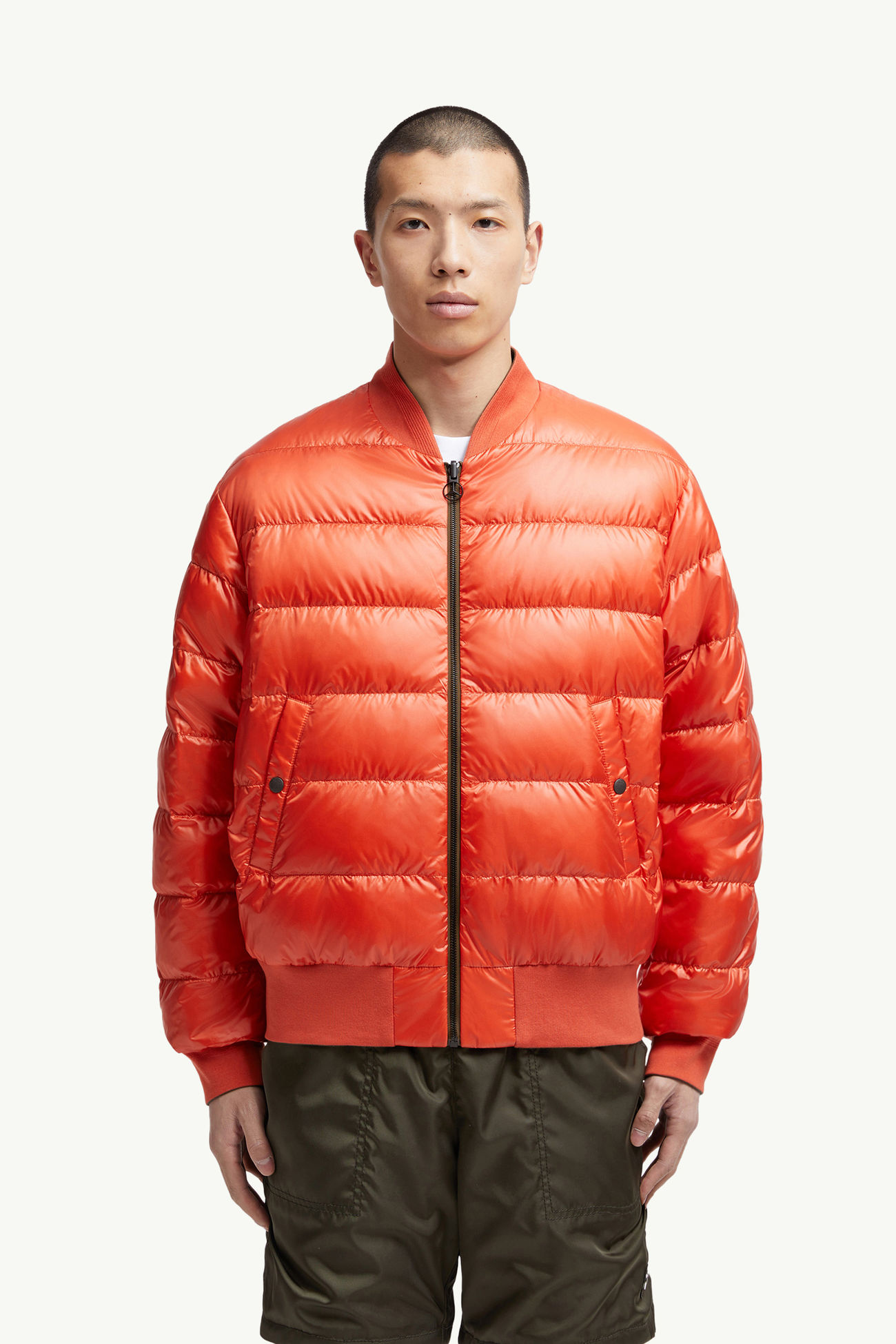 Moncler x Mercedes-Benz by NIGO Neper wendbare Daunen-Bomberjacke Herren Olivgrün Moncler 3