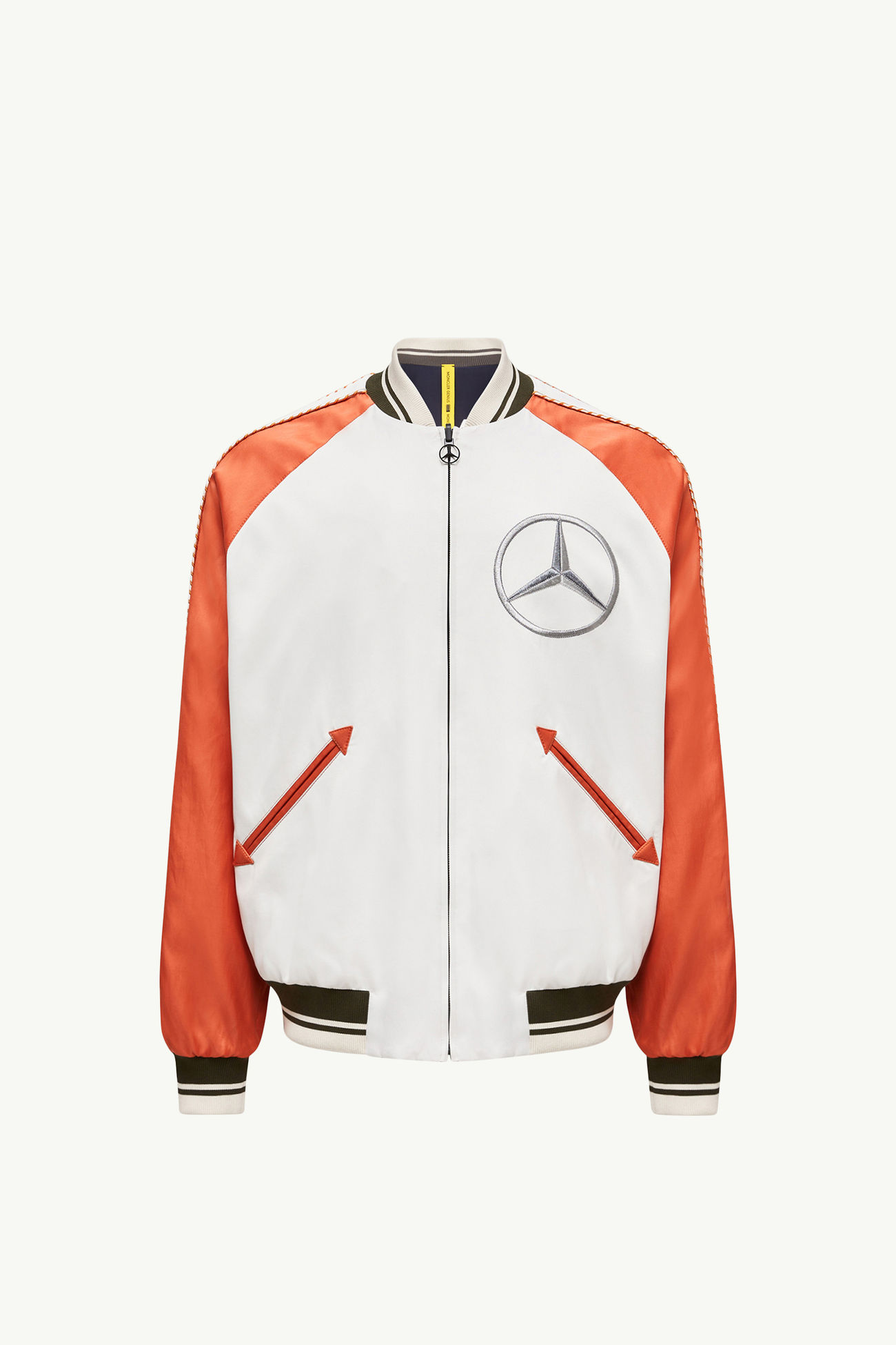 Moncler x Mercedes-Benz by NIGO Satet wendbare Bomberjacke aus Satin Herren Orange Moncler 2