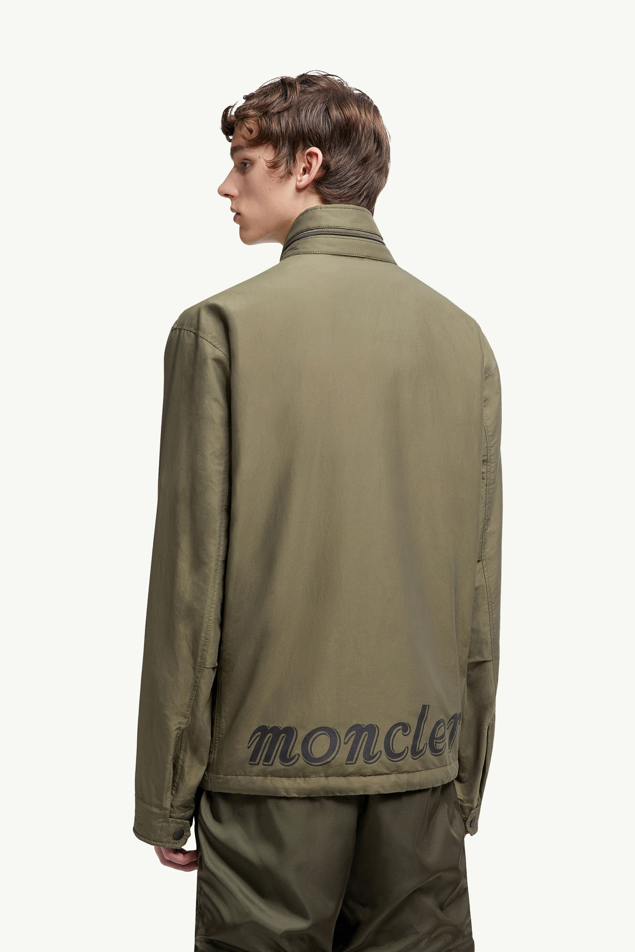 Moncler x Mercedes-Benz by NIGO Orus Daunen-Feldjacke Herren Olivgrün Moncler 4