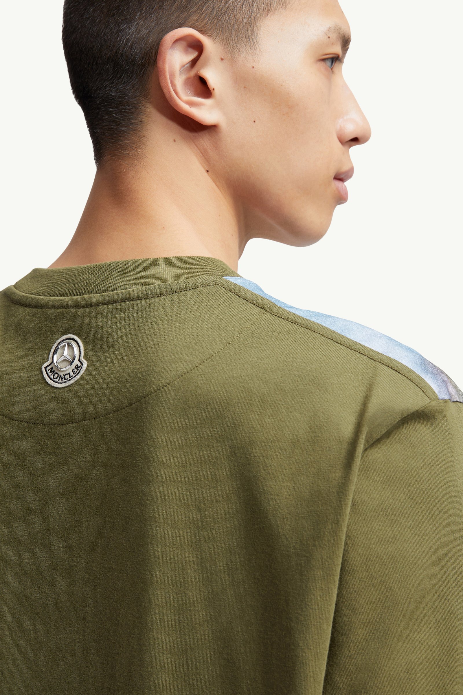 オリーブグリーン Moncler x Mercedes-Benz by NIGO Tシャツ