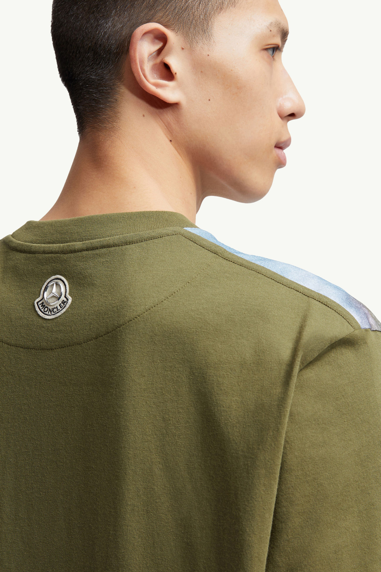 Moncler x Mercedes-Benz by NIGO T-Shirt aus bedruckter Baumwolle Herren Olivgrün Moncler 5