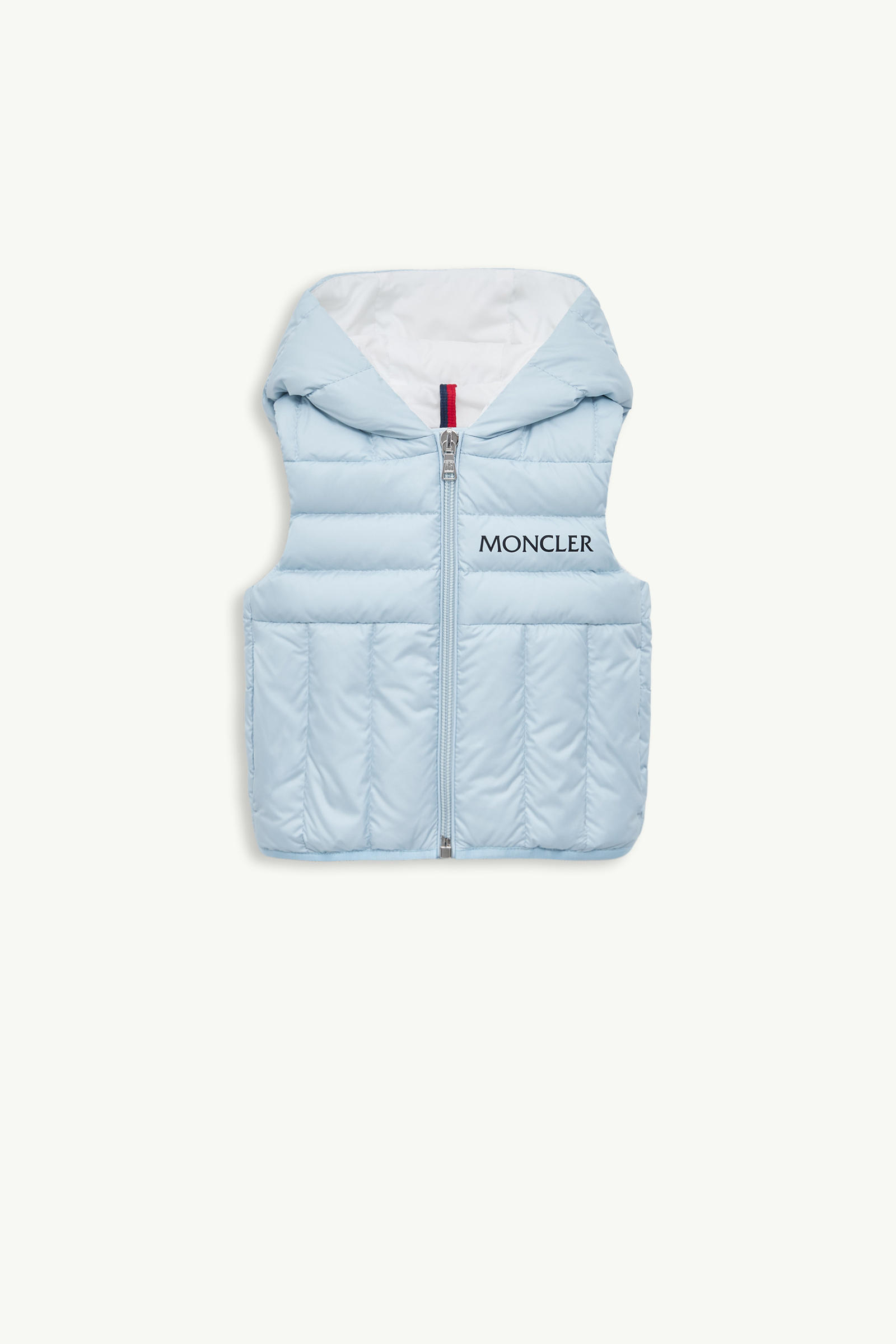 https://moncler-cdn.thron.com/api/v1/content-delivery/shares/dpx6uv/contents/K19511A00002597X2711_F/image/K19511A00002597X2711_F