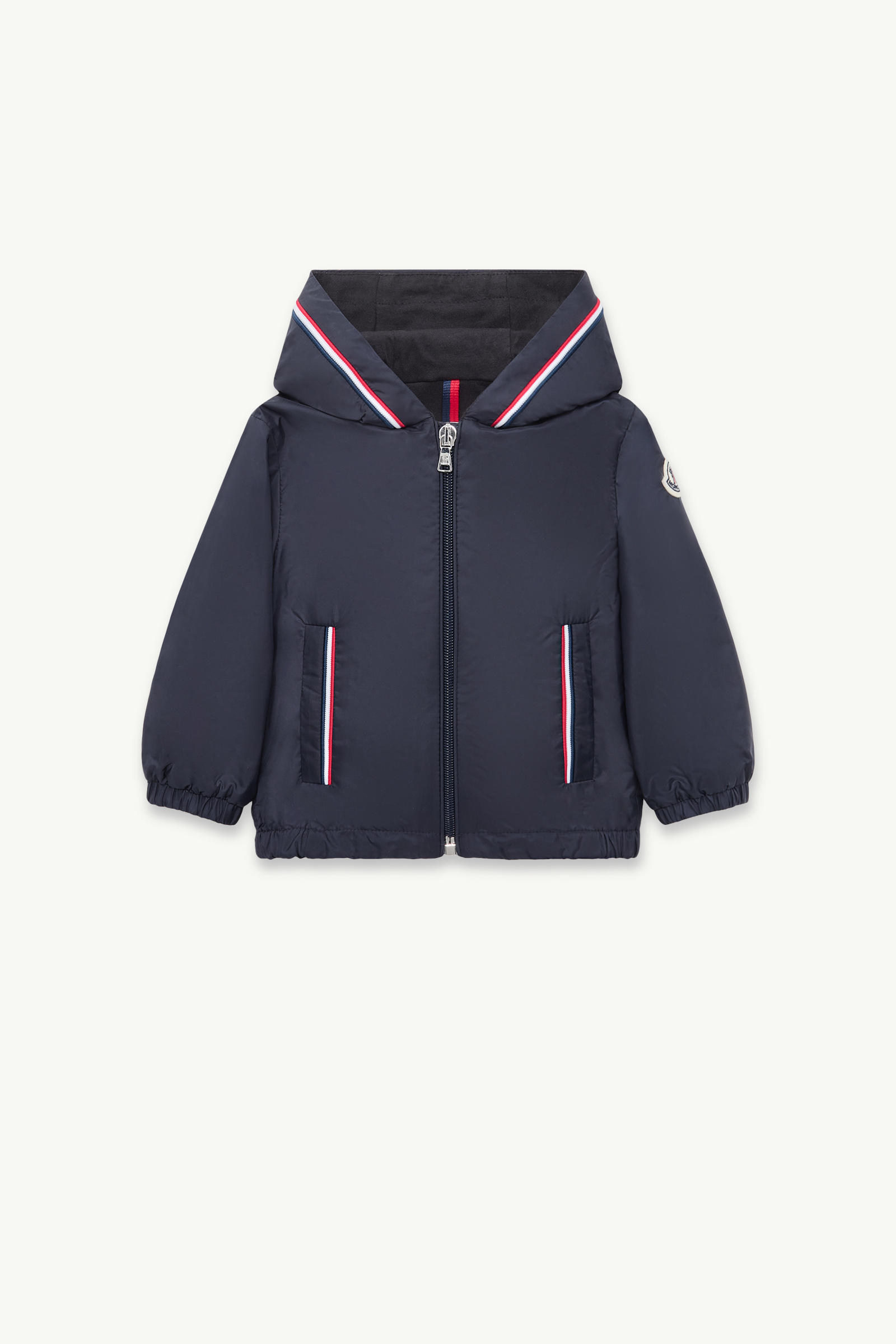 https://moncler-cdn.thron.com/api/v1/content-delivery/shares/dpx6uv/contents/K19511A0002053A5E742_F/image/K19511A0002053A5E742_F