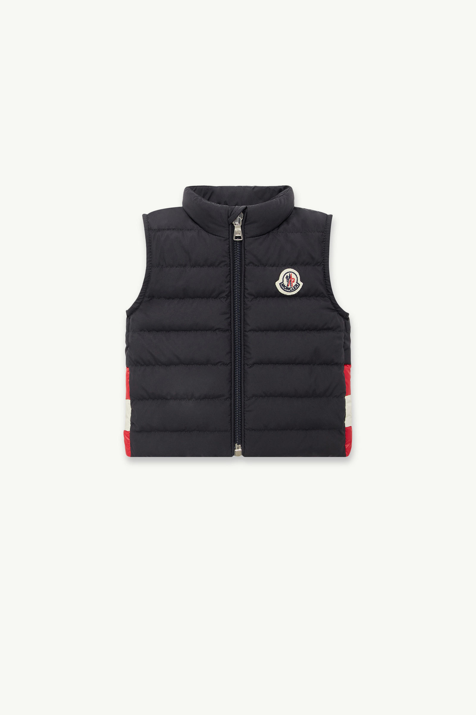 https://moncler-cdn.thron.com/api/v1/content-delivery/shares/dpx6uv/contents/K19511A00032597YW778_F/image/K19511A00032597YW778_F