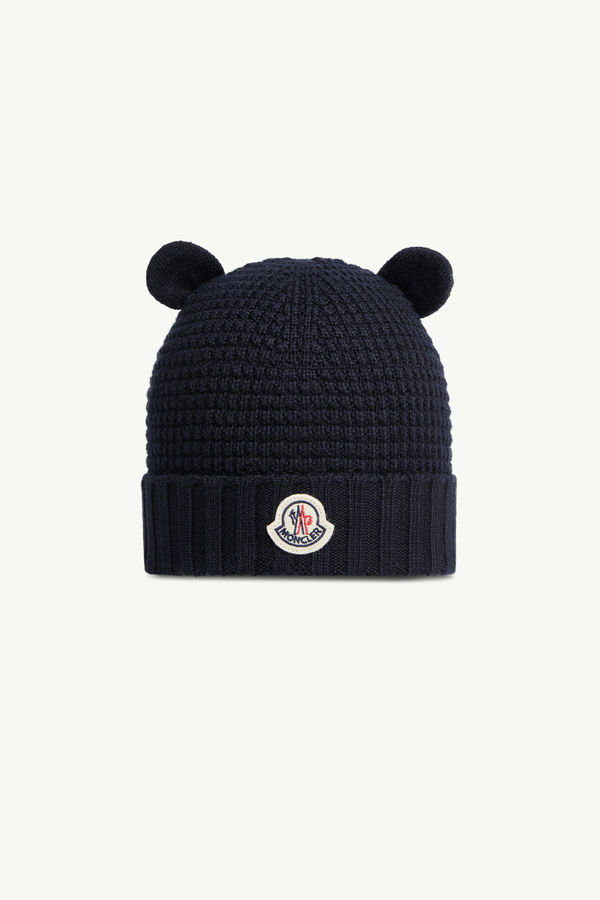 https://moncler-cdn.thron.com/api/v1/content-delivery/shares/dpx6uv/contents/K19513B00001M1131742_F/image/K19513B00001M1131742_F