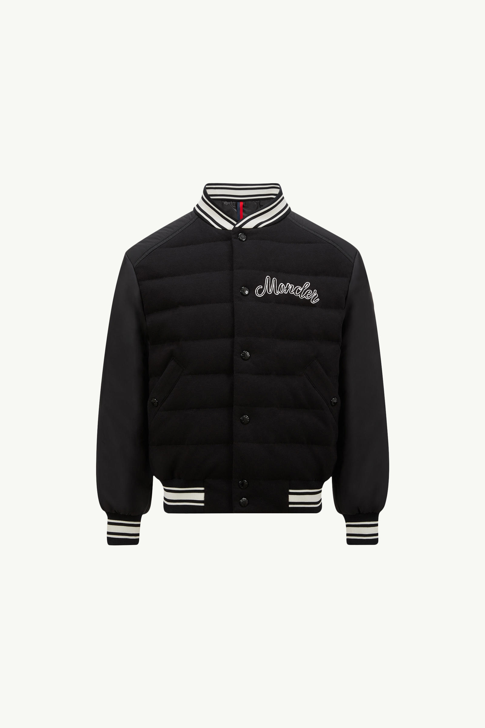 https://moncler-cdn.thron.com/api/v1/content-delivery/shares/dpx6uv/contents/K19541A0001753A5E999_F/image/K19541A0001753A5E999_F
