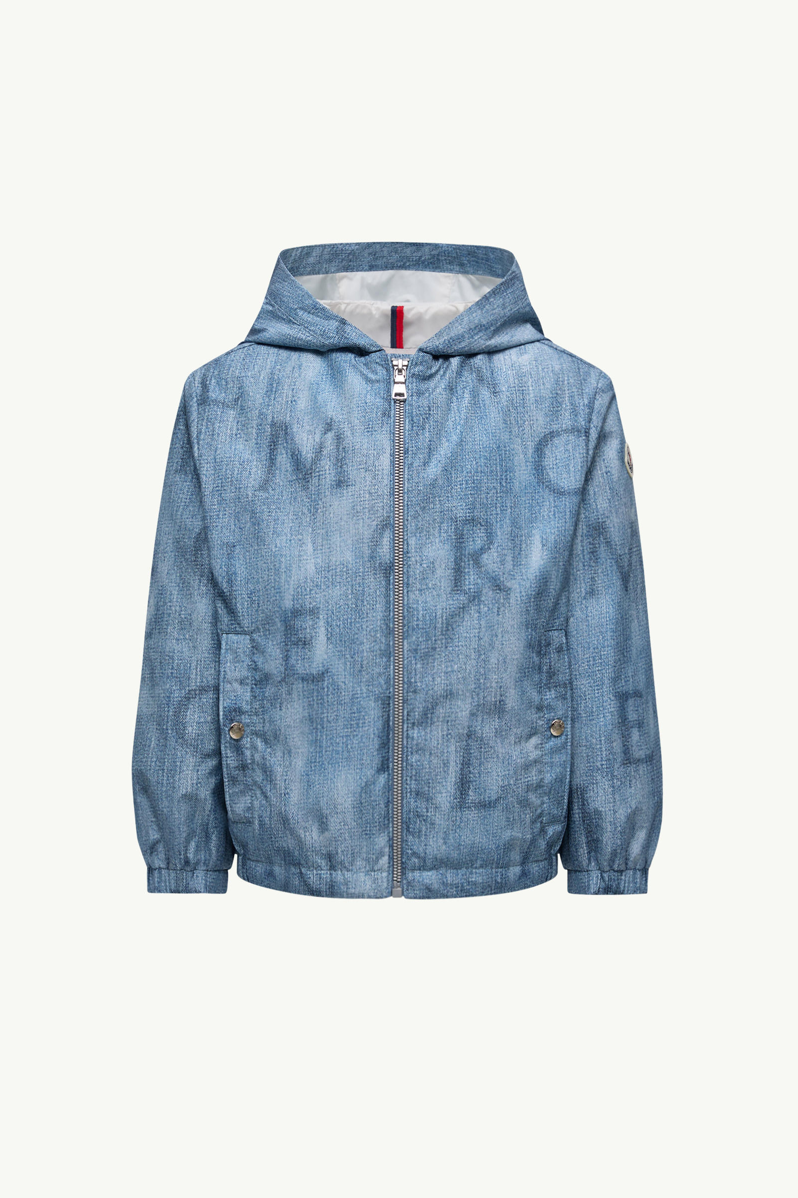https://moncler-cdn.thron.com/api/v1/content-delivery/shares/dpx6uv/contents/K19541A00048598AJF70_F/image/K19541A00048598AJF70_F