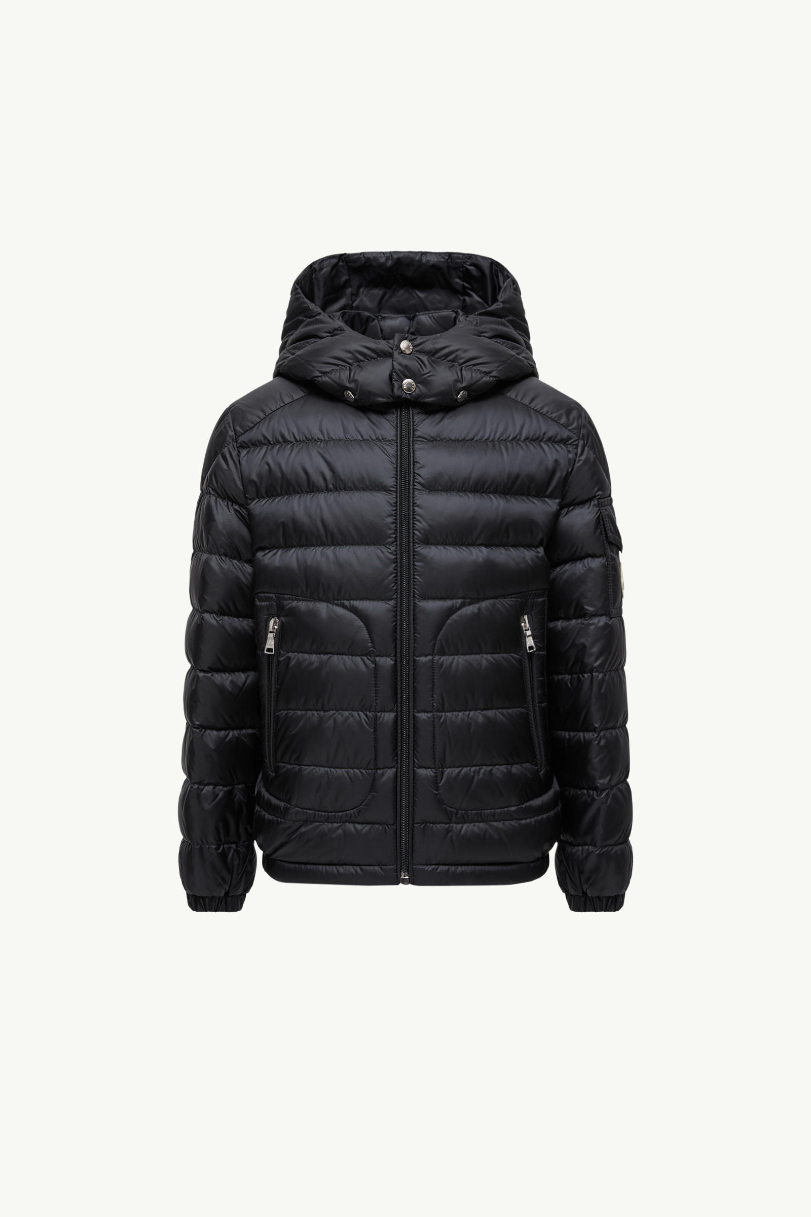 https://moncler-cdn.thron.com/api/v1/content-delivery/shares/dpx6uv/contents/K19541A00050597YF999_F/image/K19541A00050597YF999_F