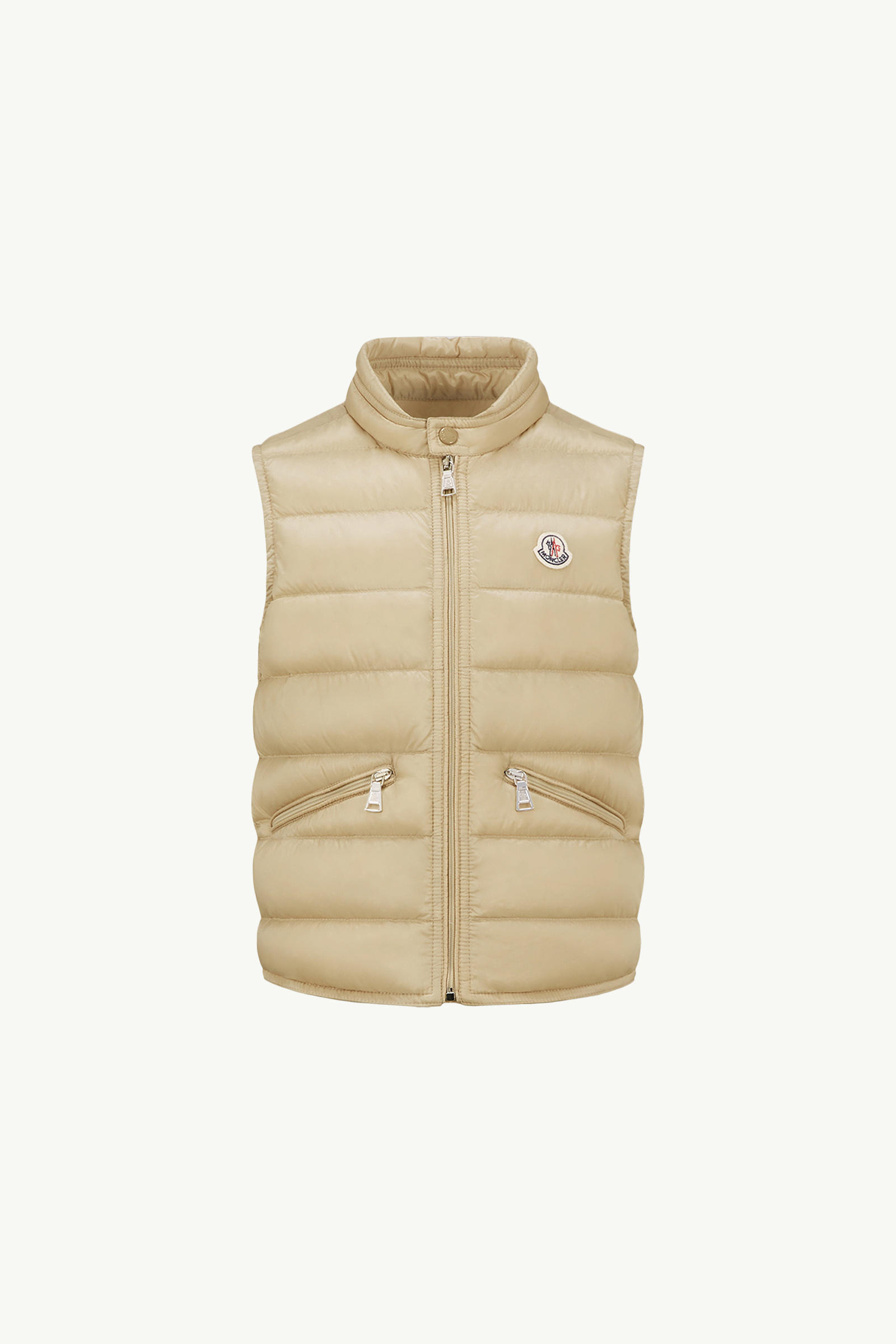https://moncler-cdn.thron.com/api/v1/content-delivery/shares/dpx6uv/contents/K19541A00052597YF200_F/image/K19541A00052597YF200_F